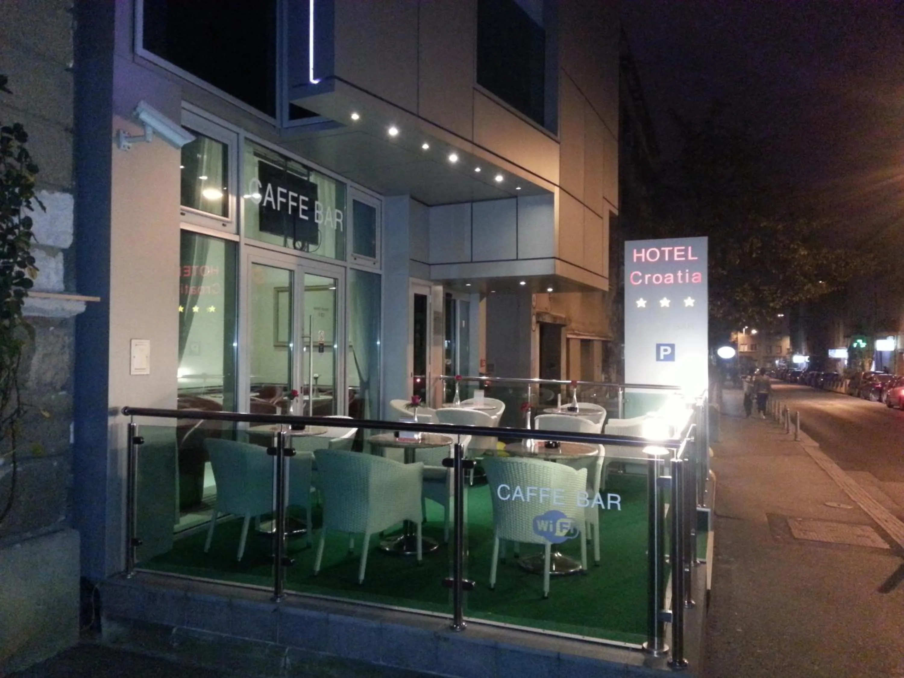 Summer in Hotel Croatia