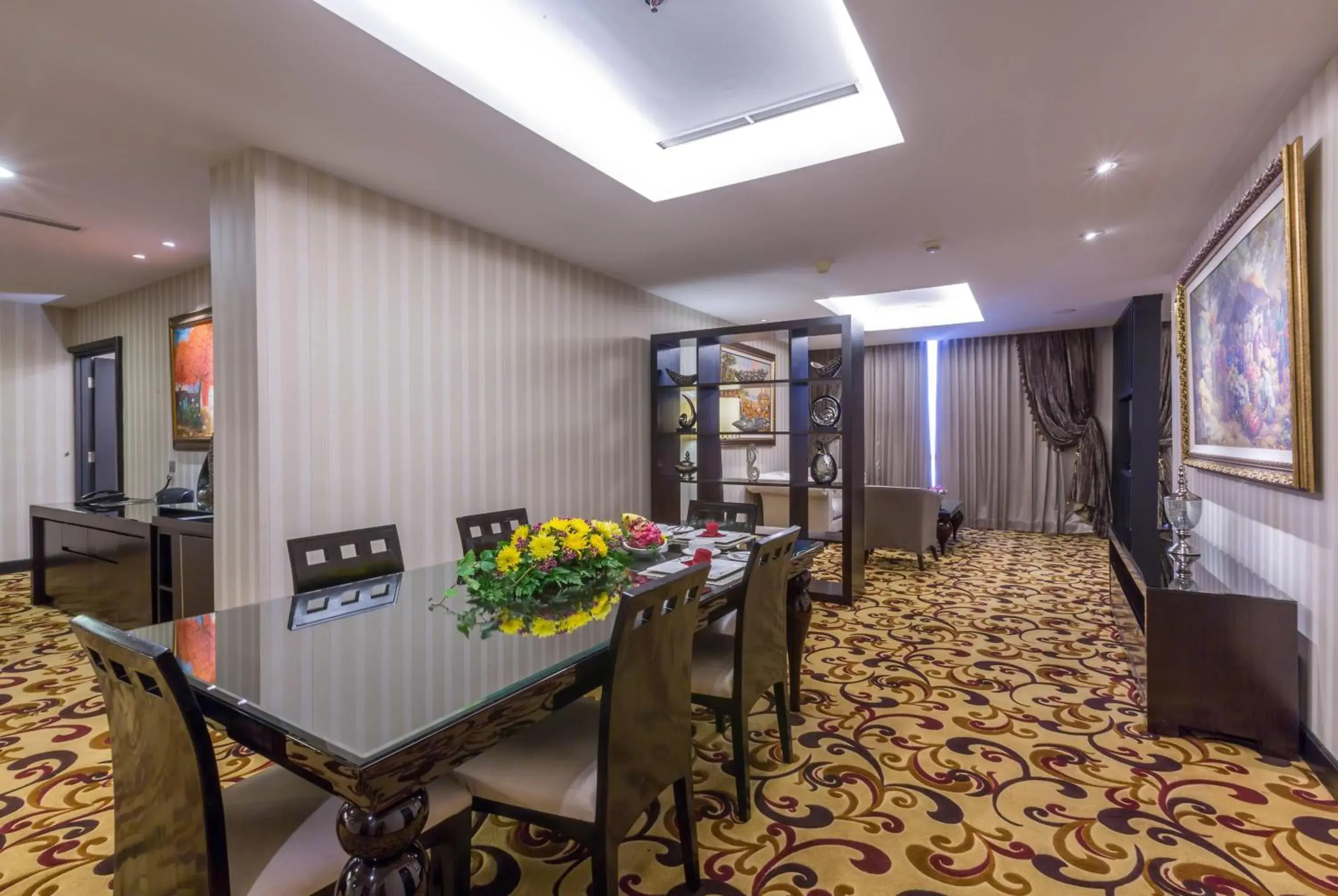 Photo of the whole room in Wyndham Surabaya Photo of the whole room in Wyndham Surabaya