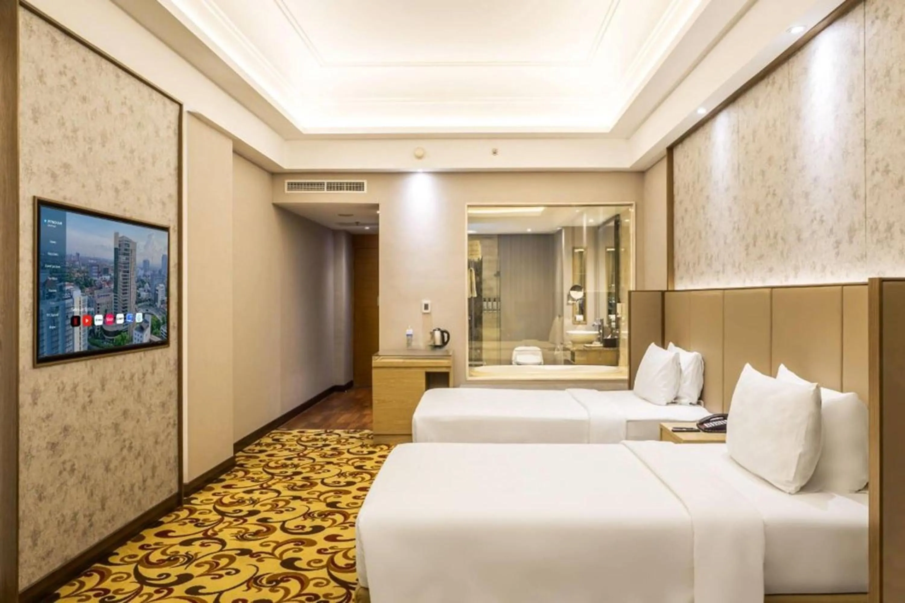 Photo of the whole room, Bed in Wyndham Surabaya