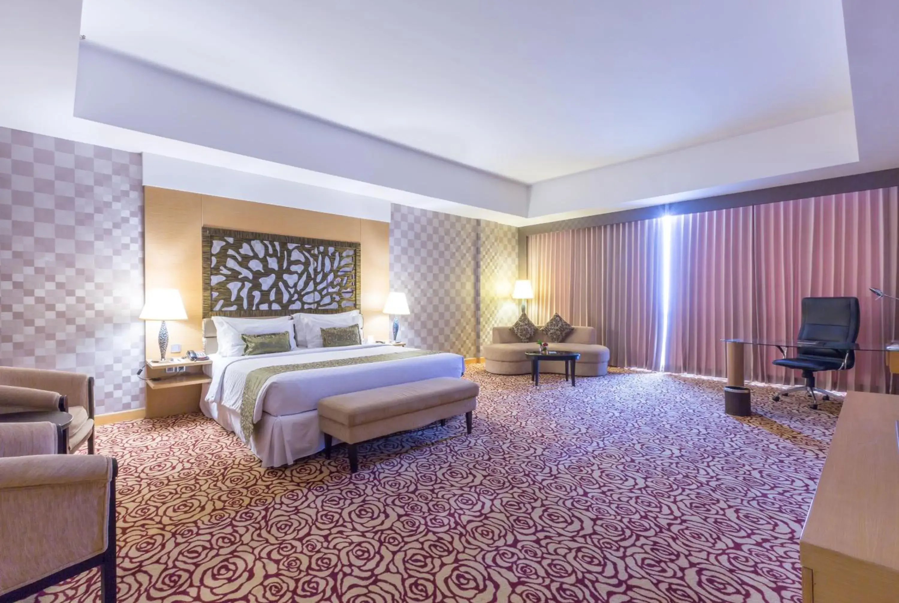 Executive King Room in Wyndham Surabaya Executive King Room in Wyndham Surabaya