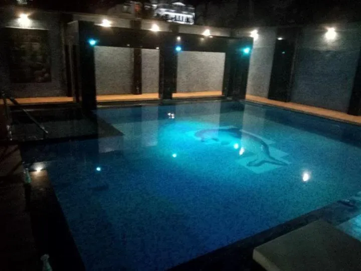 Swimming Pool in Hotel Puri Beach Resort Pvt Ltd