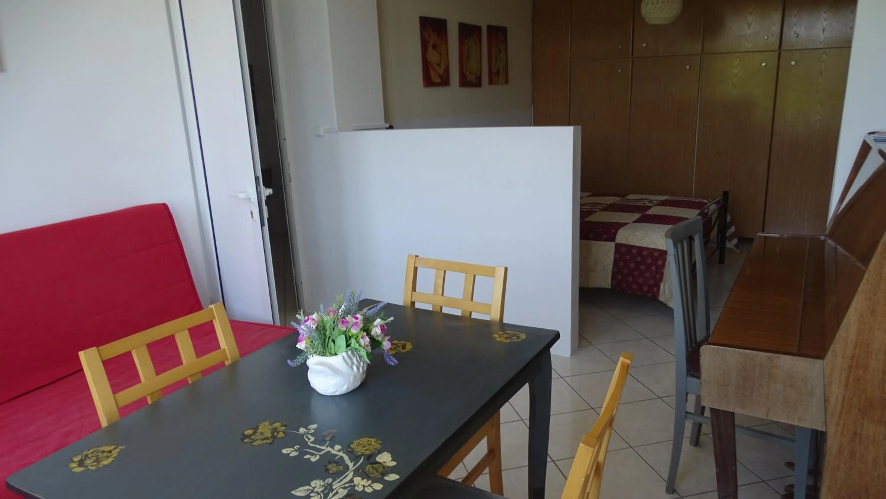 Seating area in Artemis GreenHill