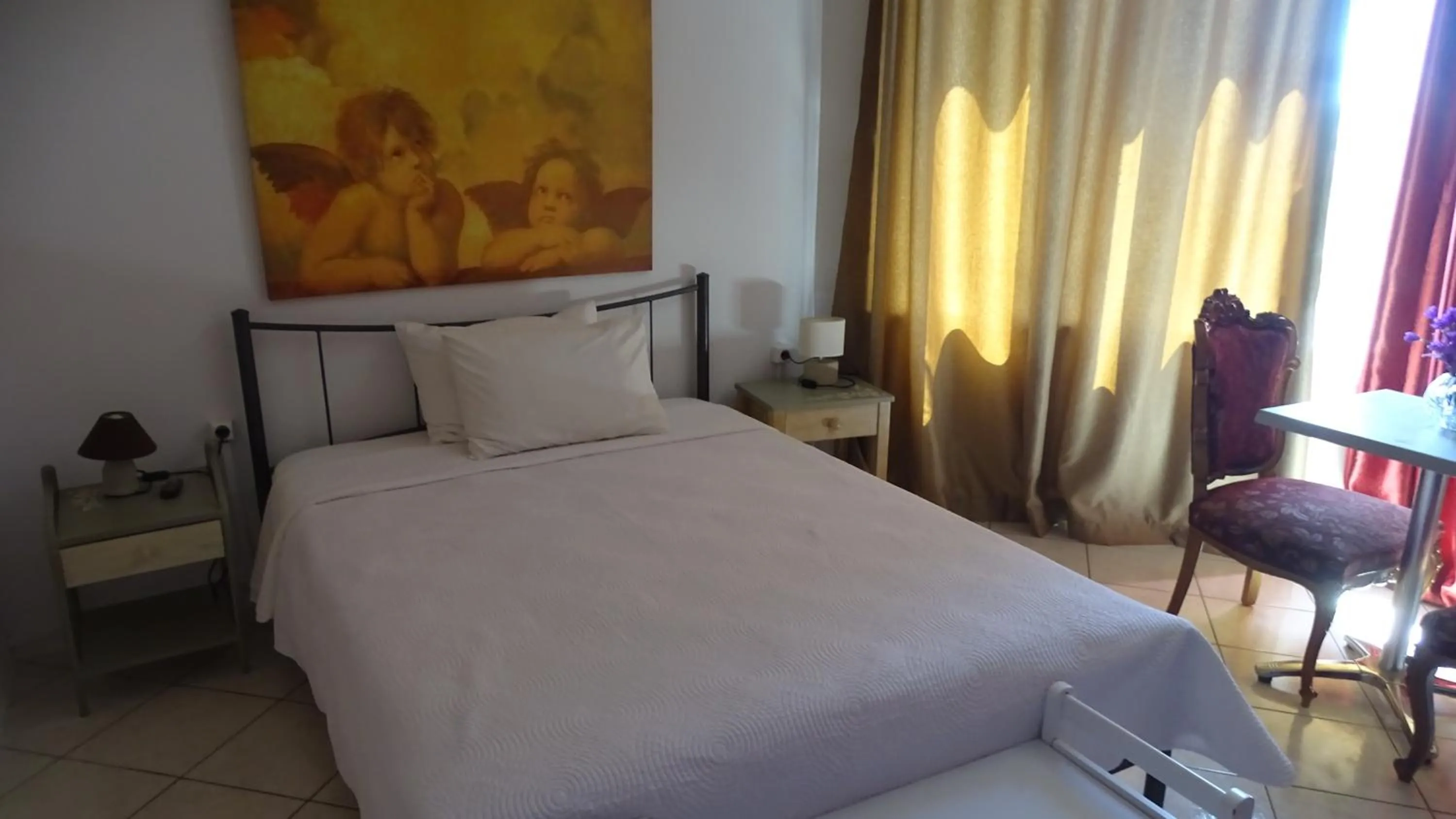 Bed in Artemis GreenHill