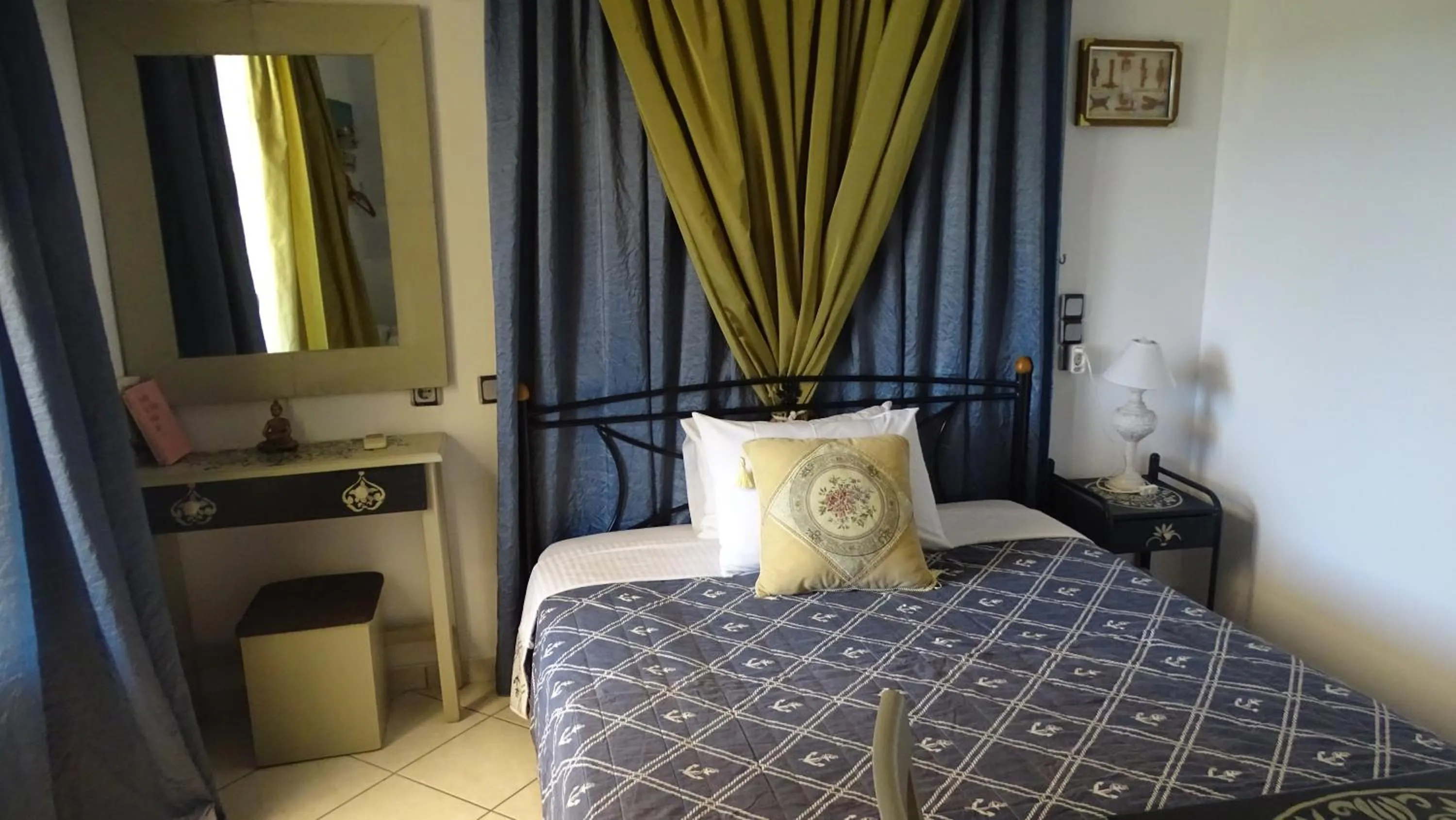 Bed in Artemis GreenHill