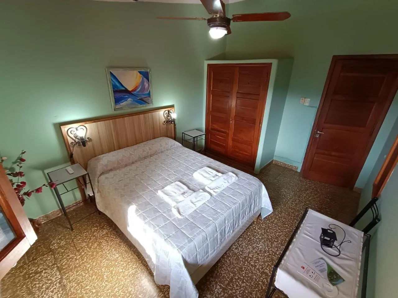 Bed in Castelar - Hotel & Apart