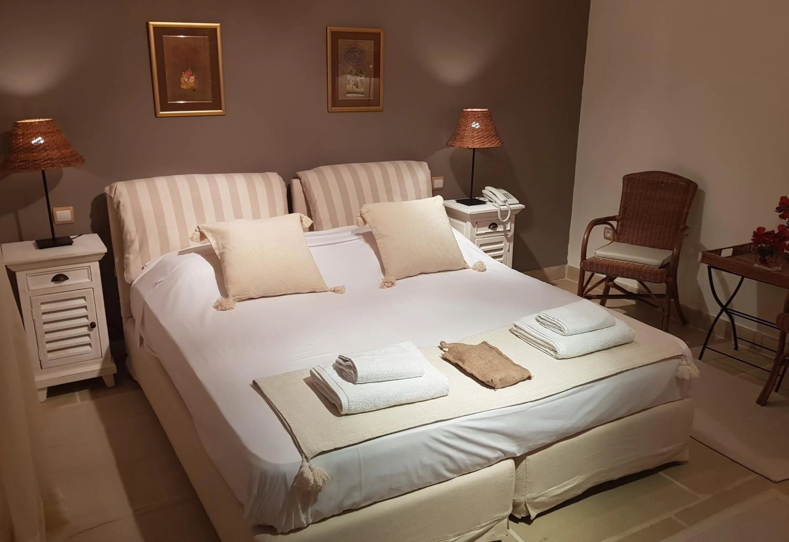 Bed in Therme Sea Luxury Lodge