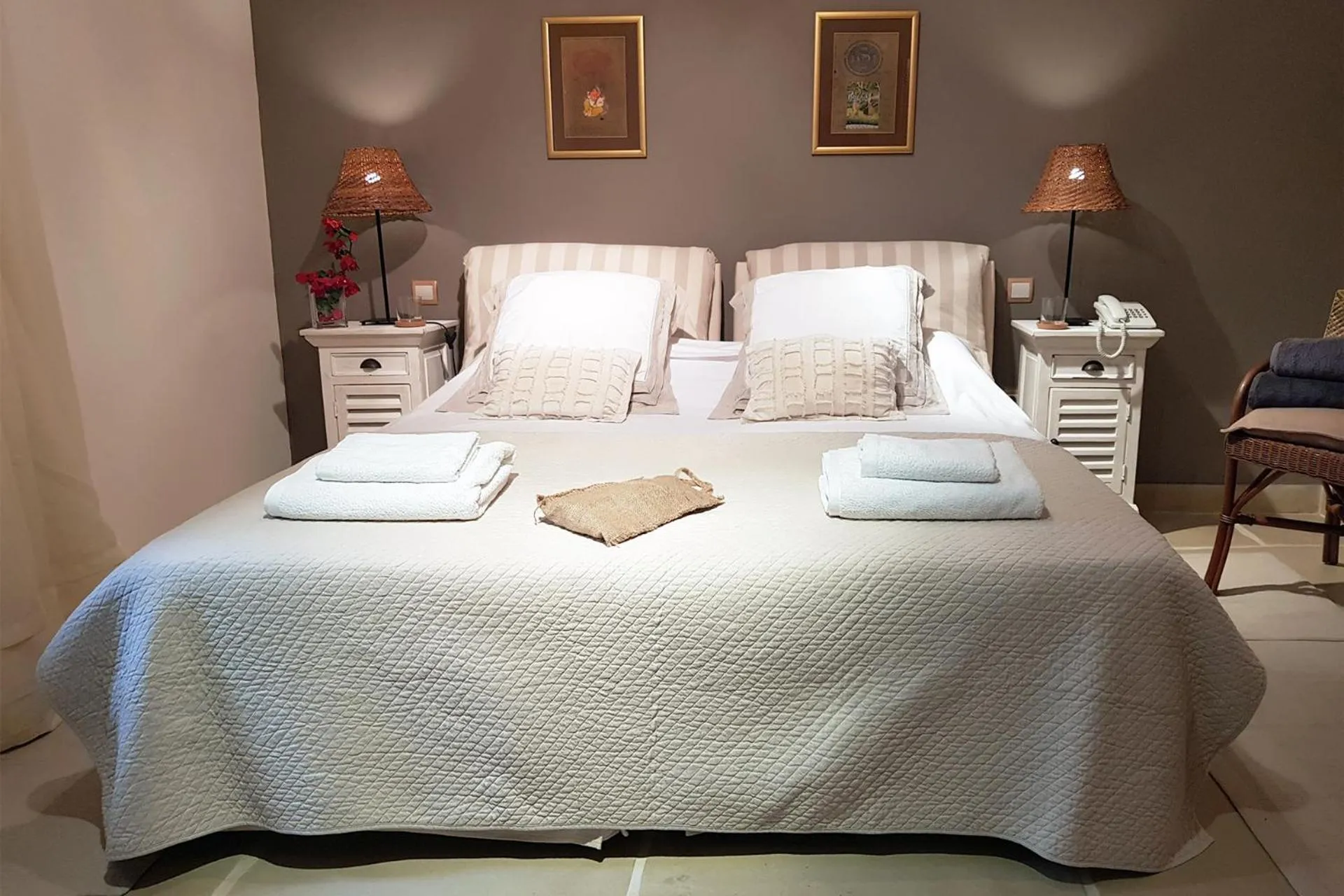 Bed in Therme Sea Luxury Lodge