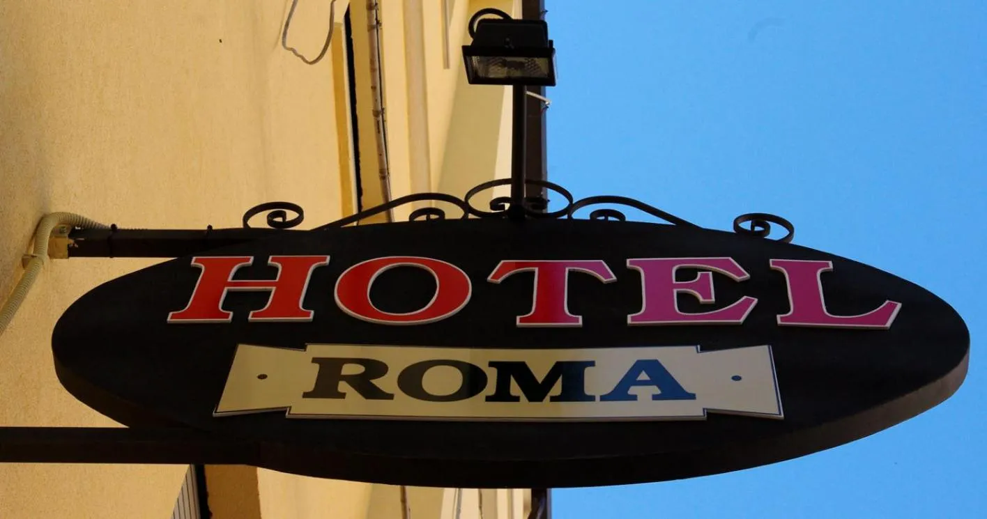 Property logo or sign in Albergo Roma