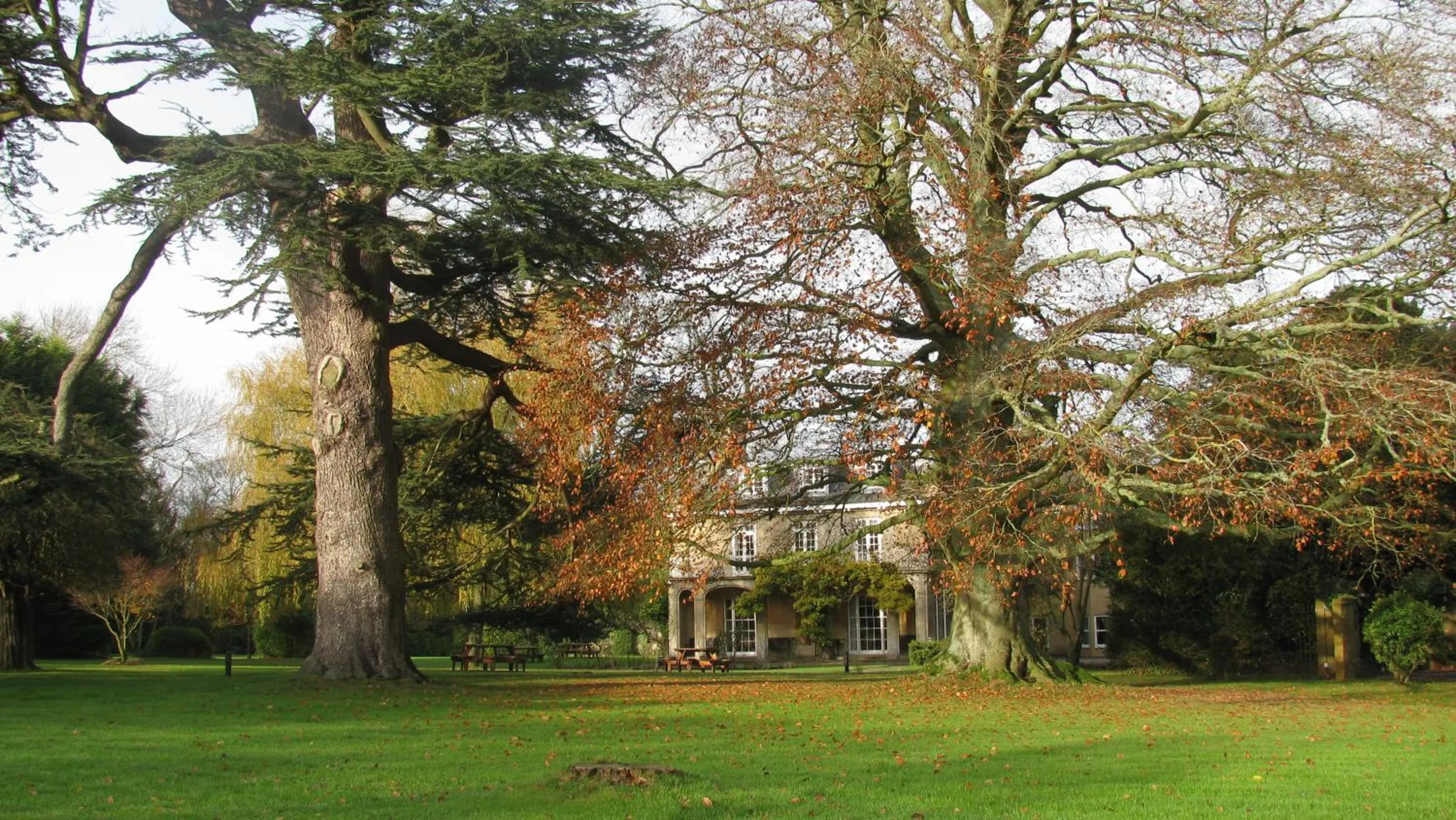 Facade/entrance in Chiseldon House Hotel