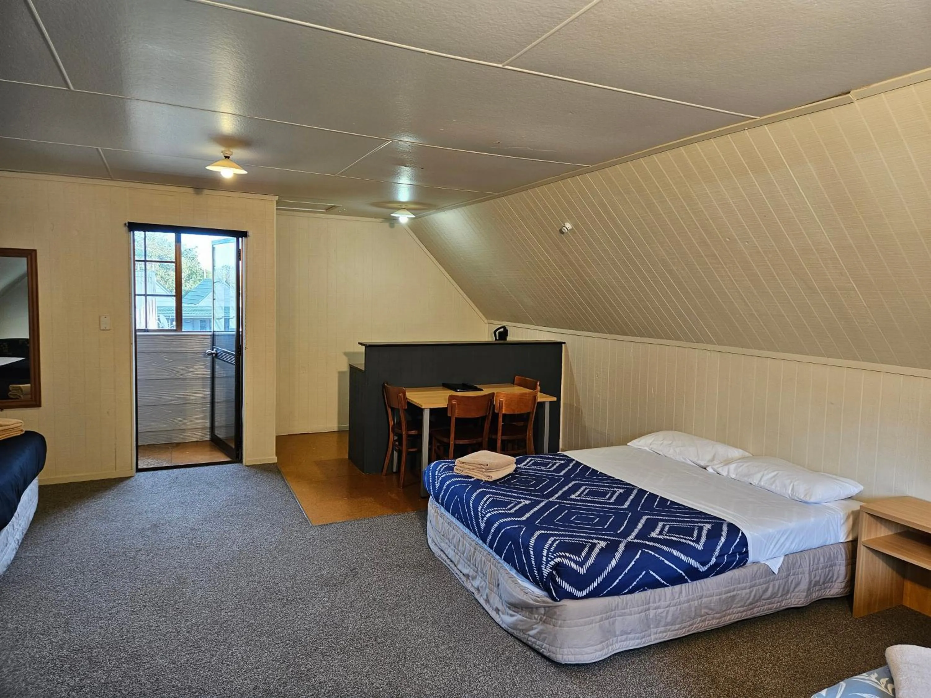 Bed in Bulls Motel & Holiday Park