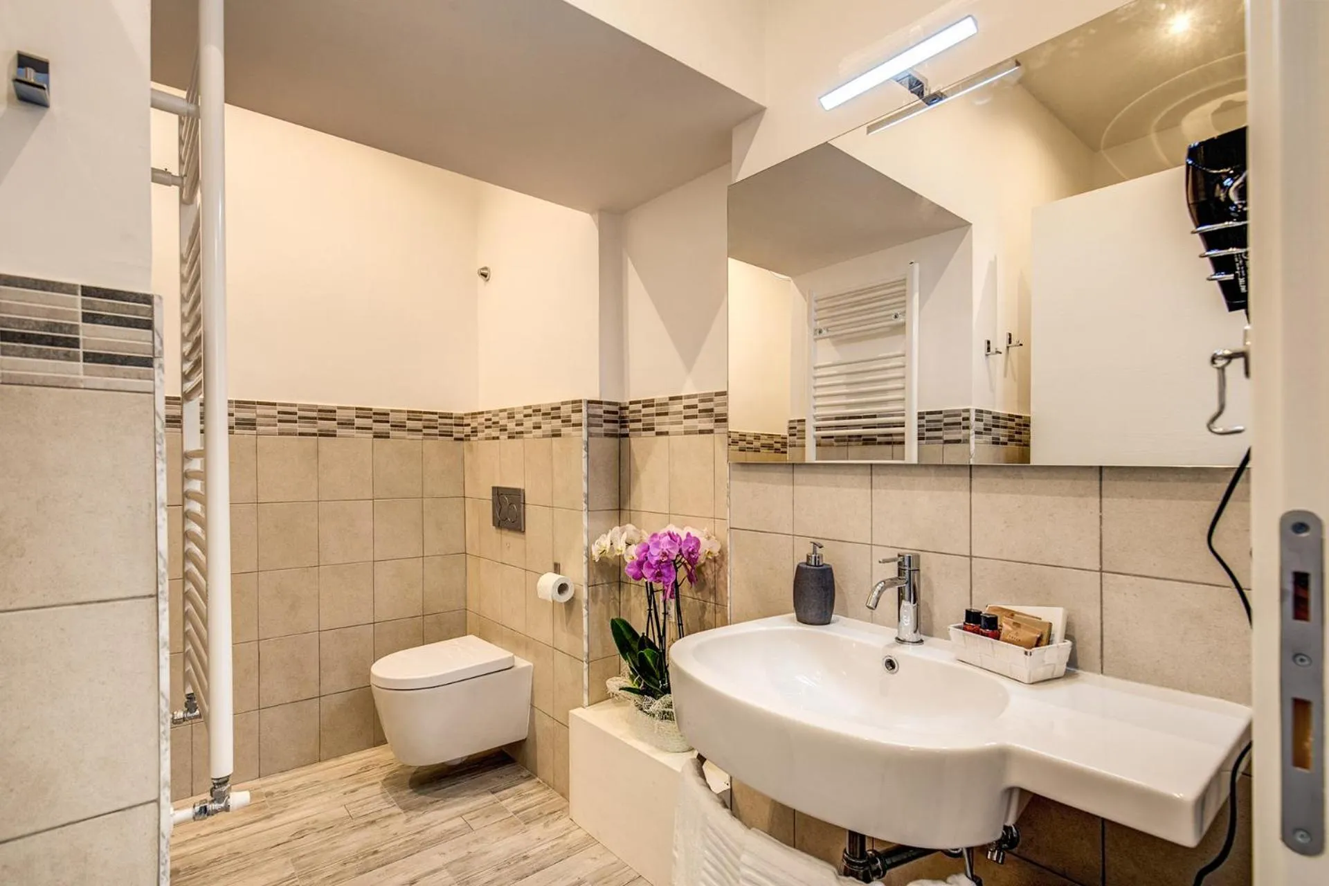 Bathroom in Feronia Guest house