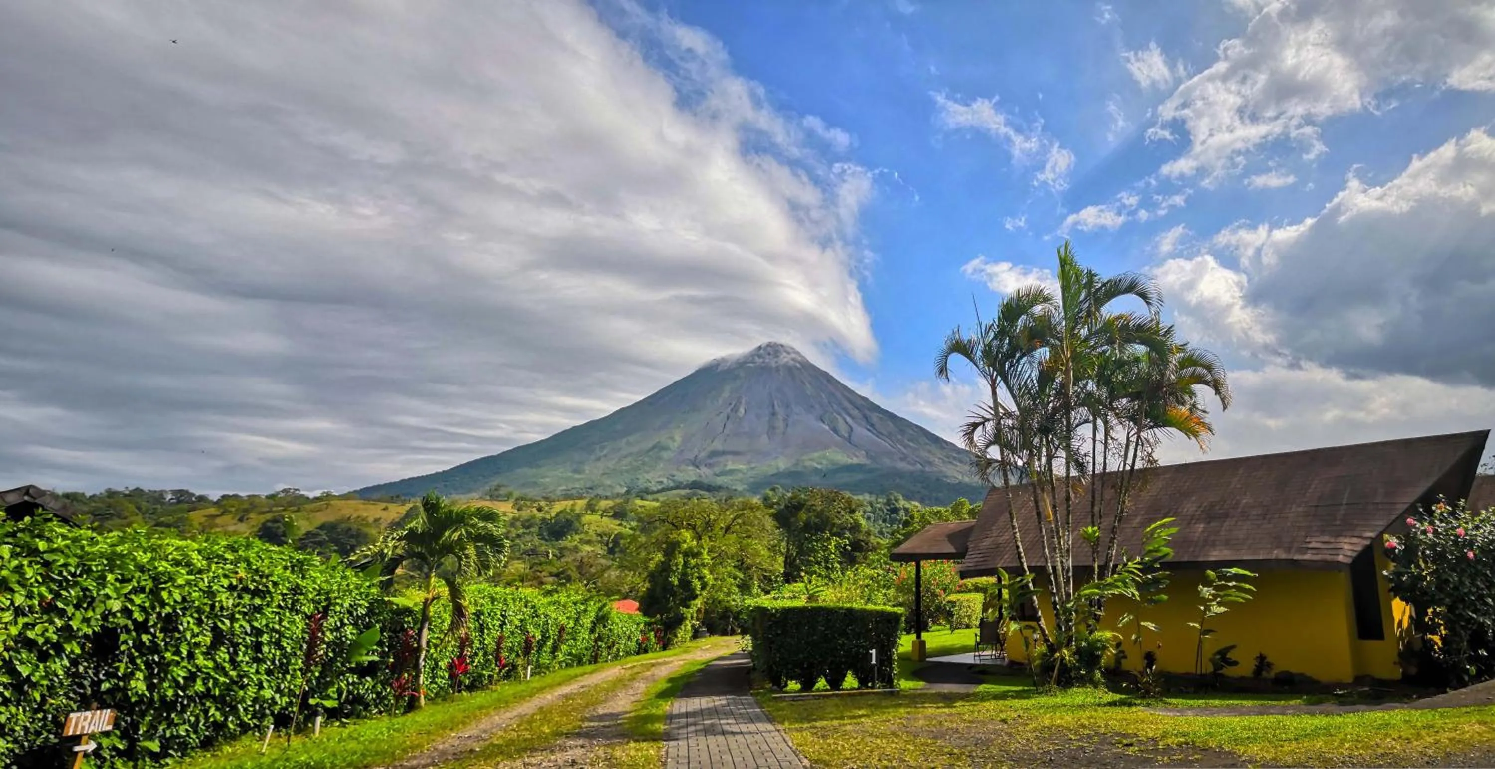 Garden view in Hotel Campo Verde