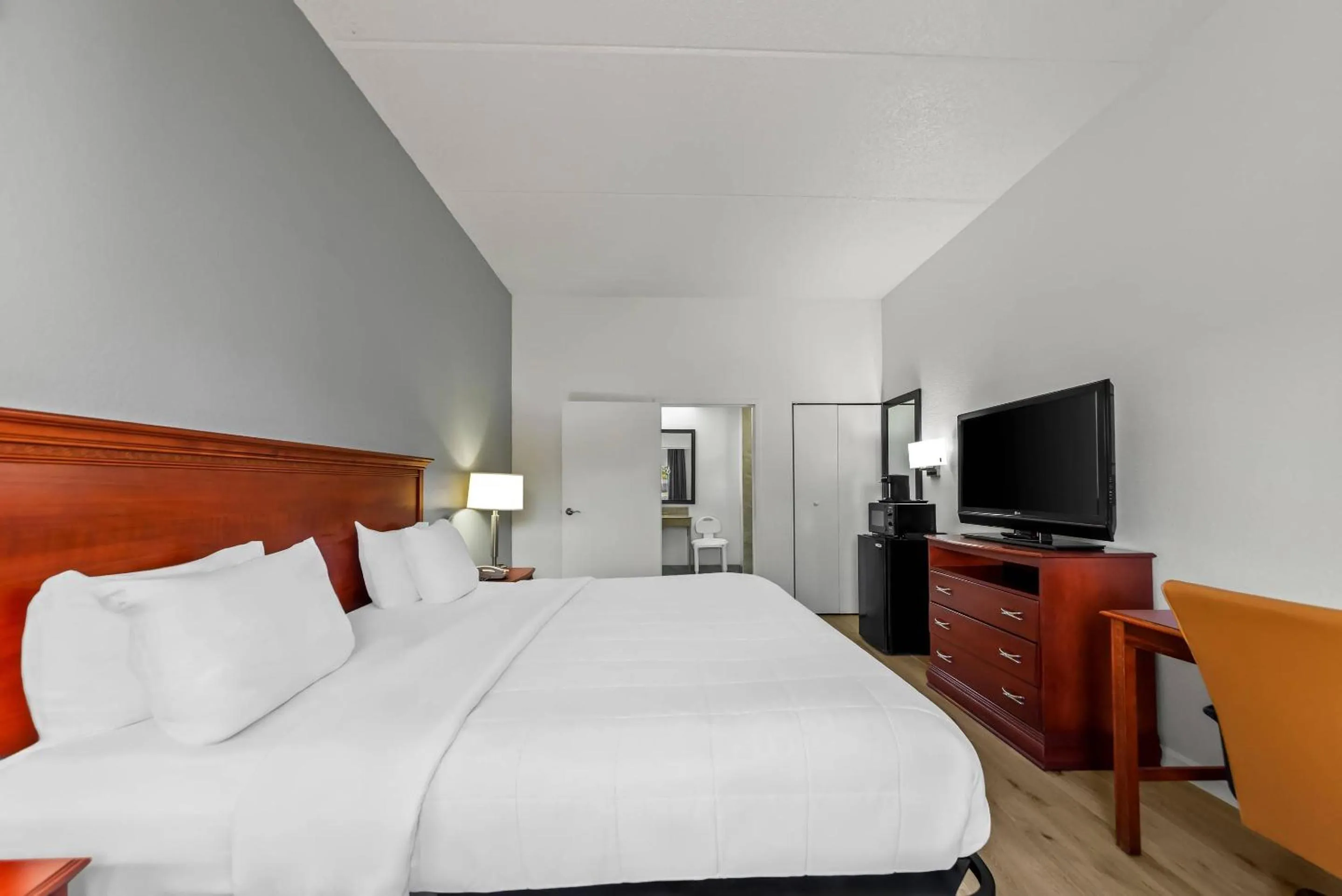 Bedroom, Bed in Quality Inn Weeki Wachee - Spring Hill