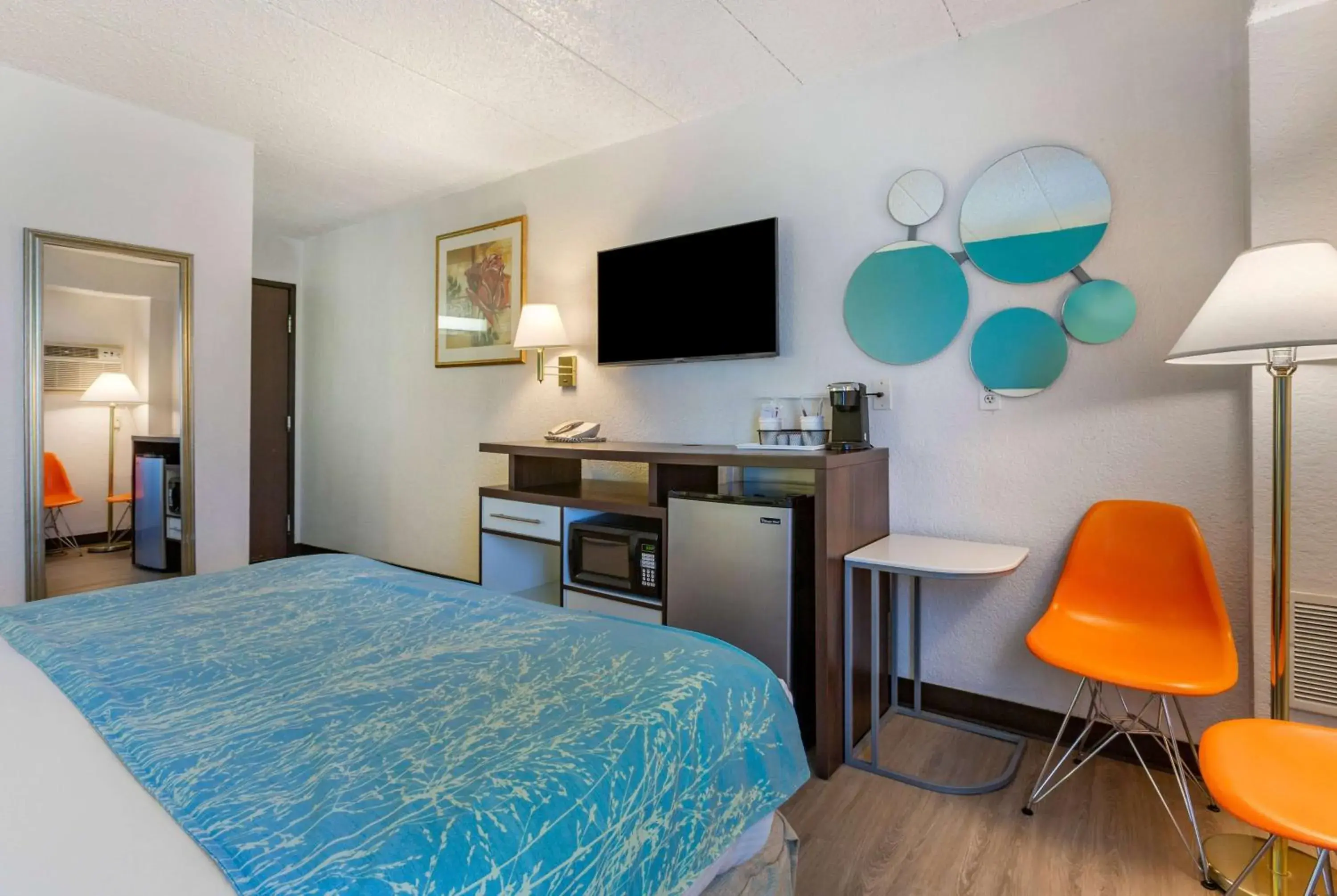 Bed in Howard Johnson by Wyndham Billings Bed in Howard Johnson by Wyndham Billings