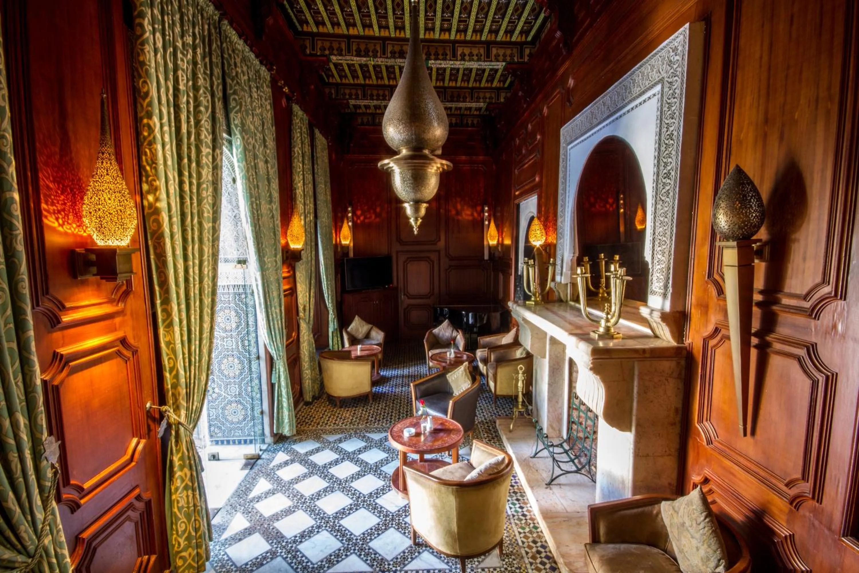 Lounge or bar in Palais Dar Donab