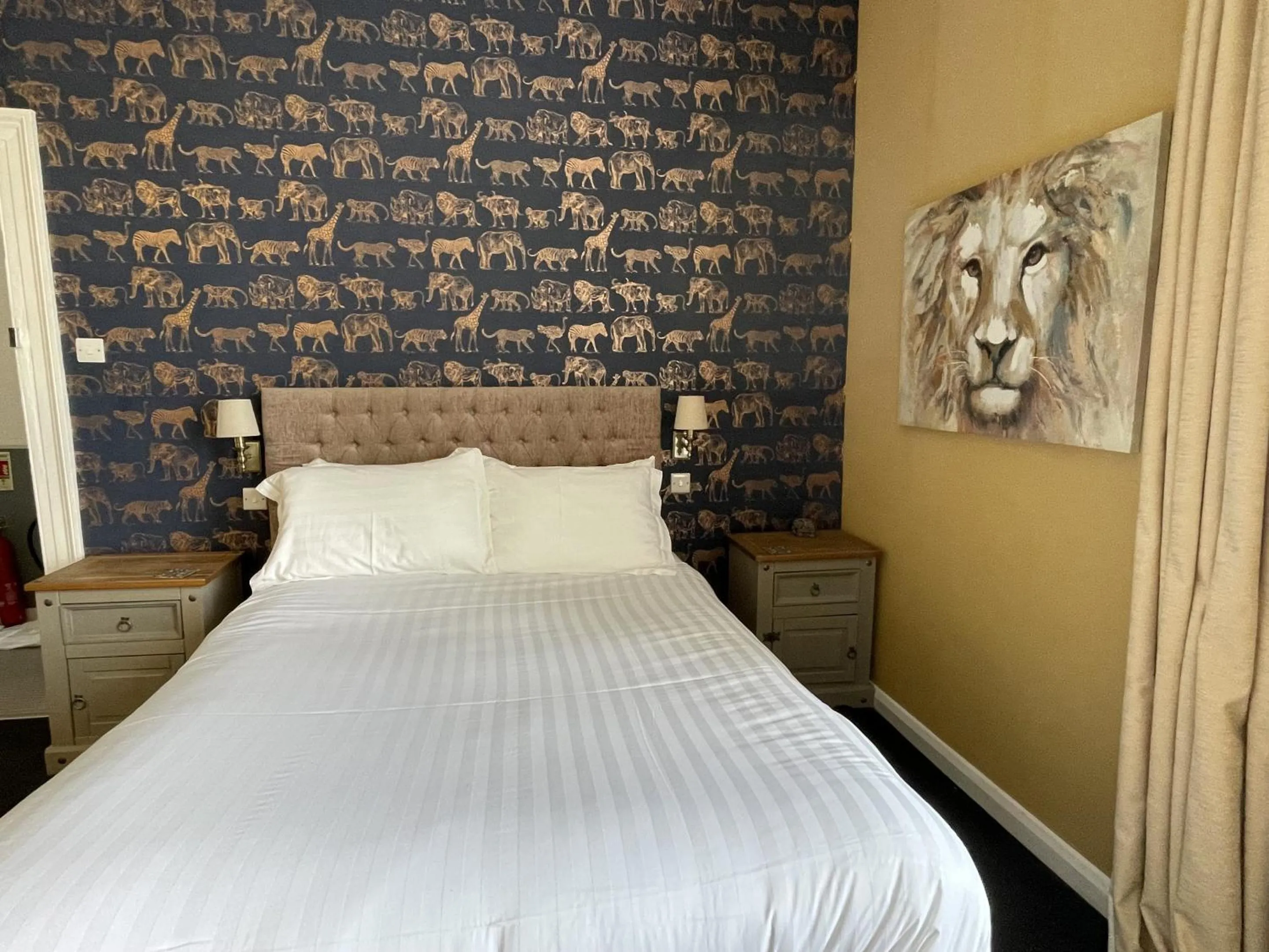 Bedroom in The Montana