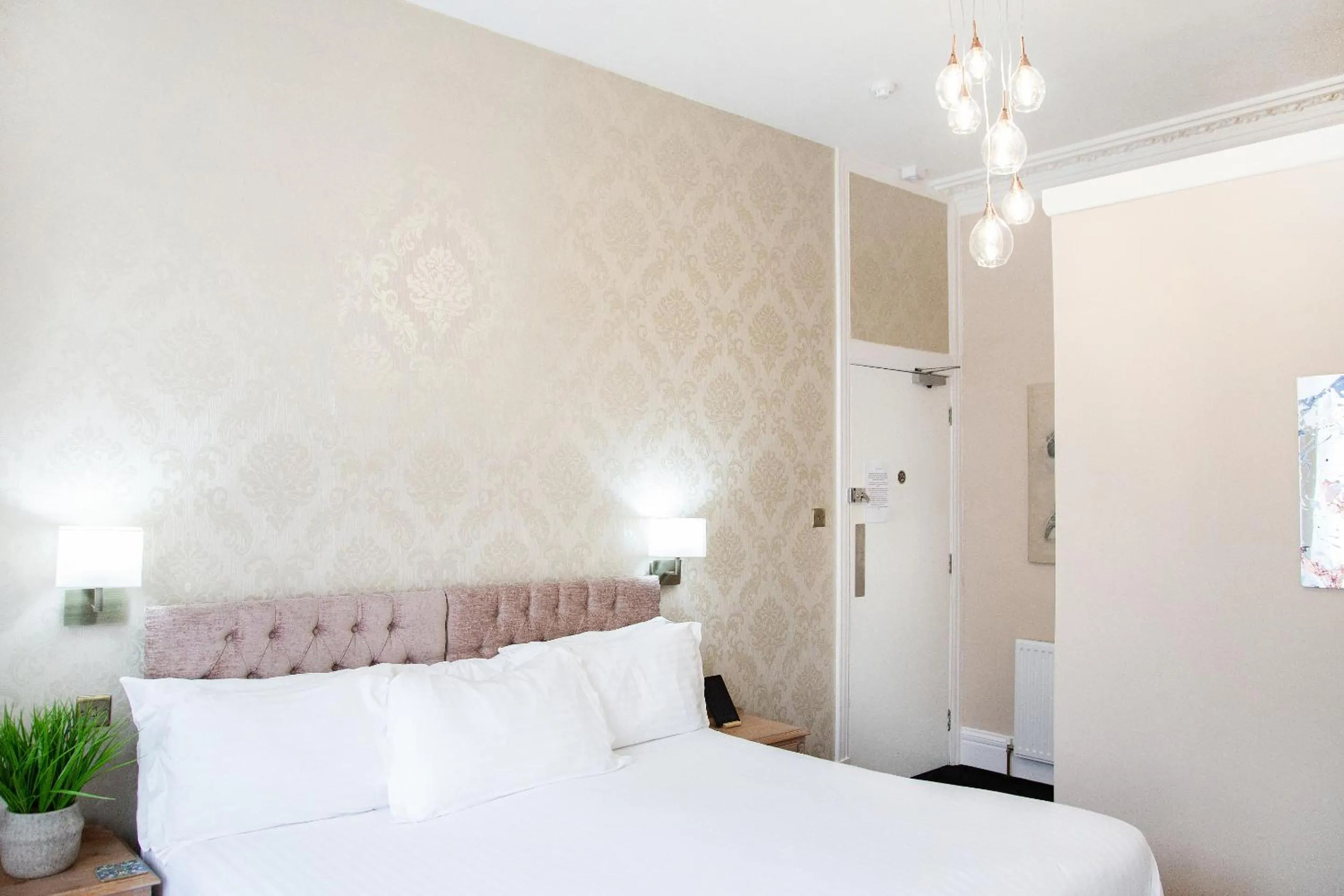 Bedroom in The Montana