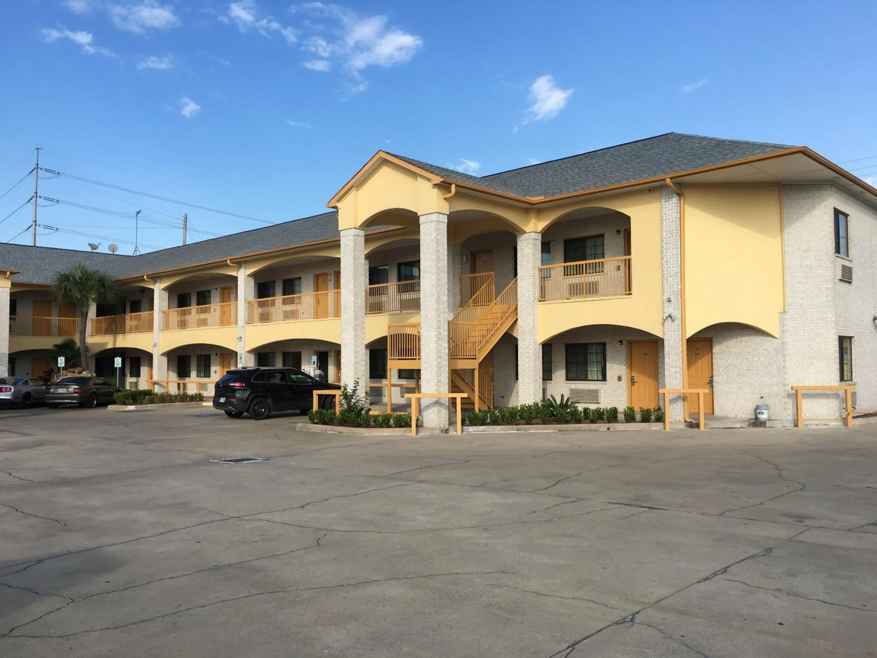Property building in Scott Inn & Suites - Downtown Houston