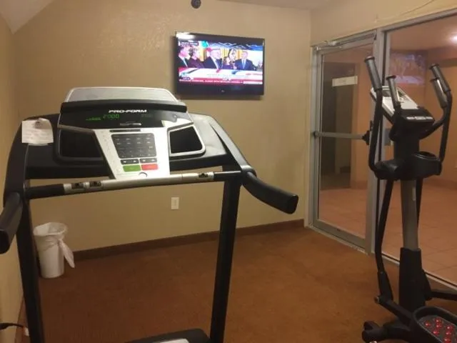 Fitness centre/facilities in Americas Best Value Inn Caldwell