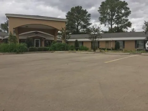 Property building in Americas Best Value Inn Caldwell