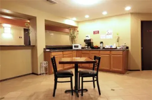 Restaurant/places to eat in Americas Best Value Inn Caldwell Restaurant/places to eat in Americas Best Value Inn Caldwell