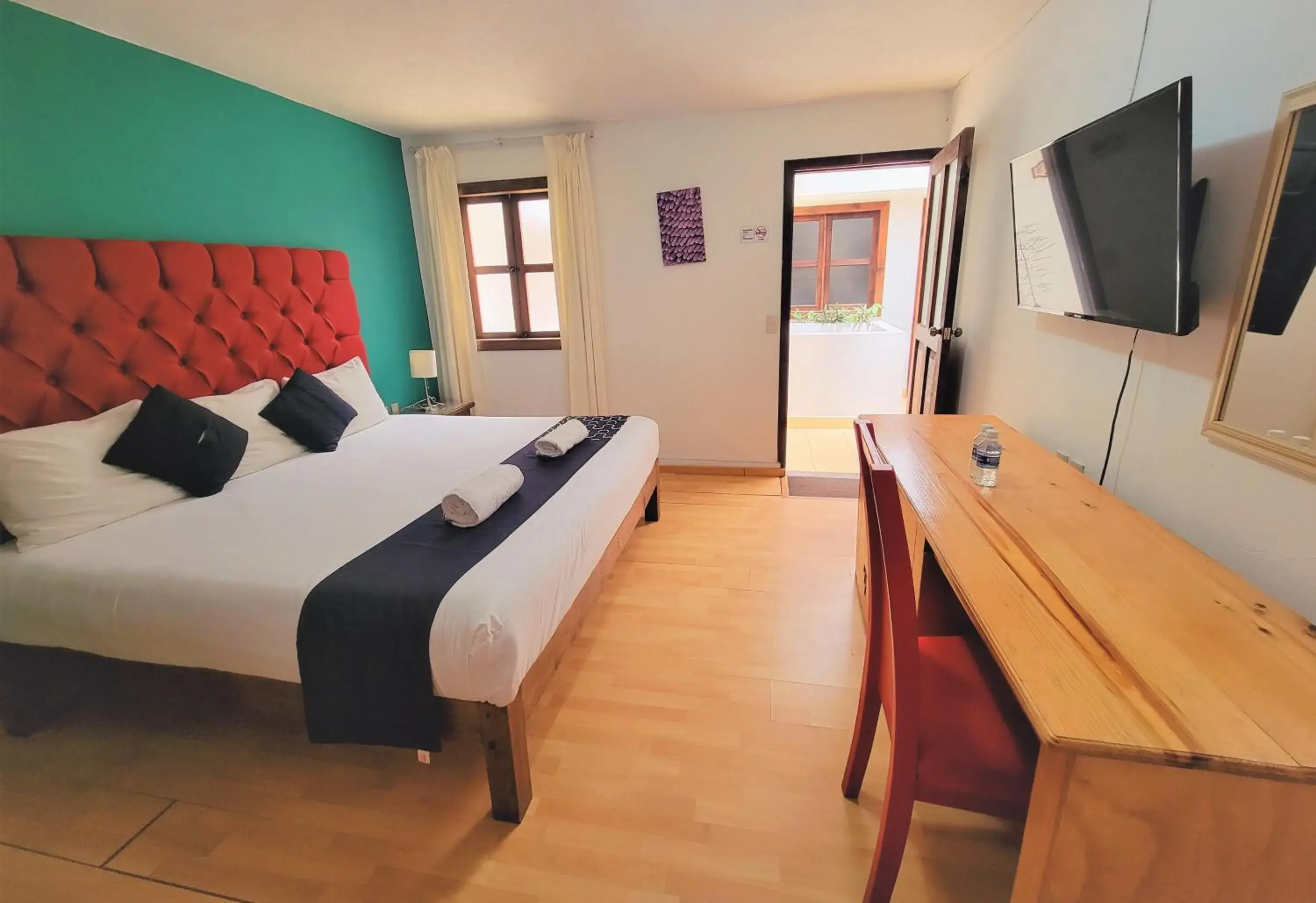 Photo of the whole room, Bed in Jardines de Luz Photo of the whole room, Bed in Jardines de Luz