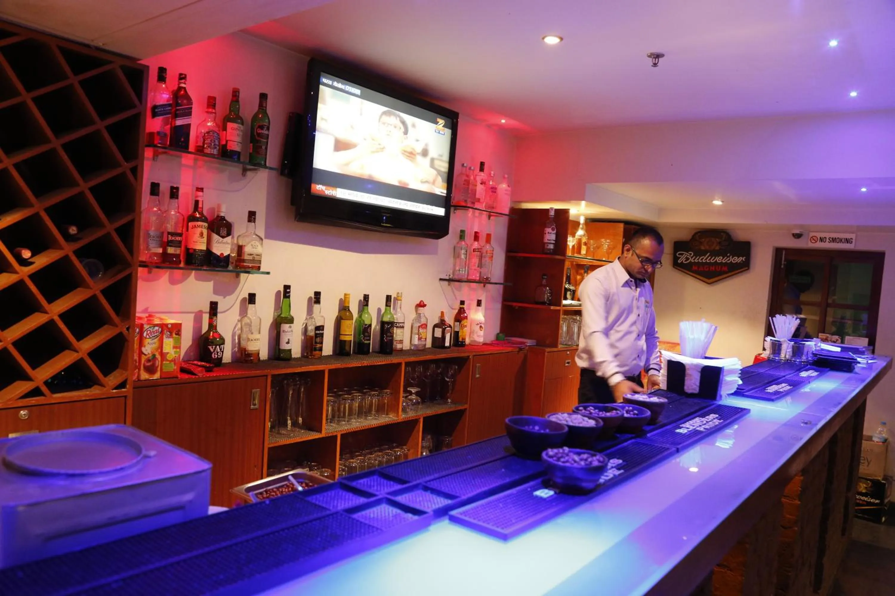 Lounge or bar in The Aures (formerly known as Keys Select The Aures)