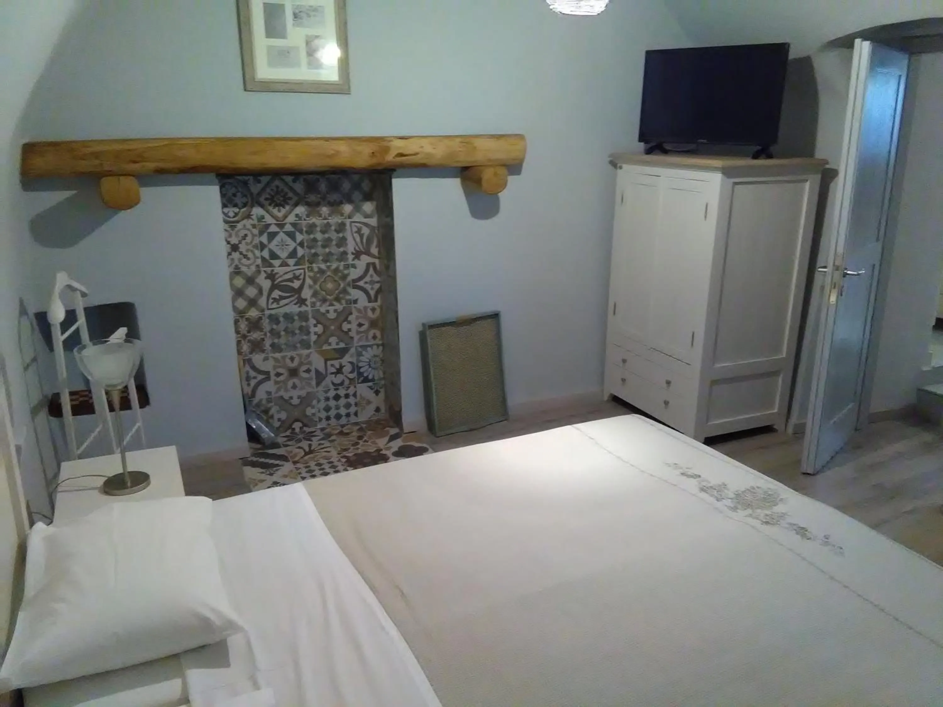 Summer, Bed in Avgonima Chios Spitakia Cottages