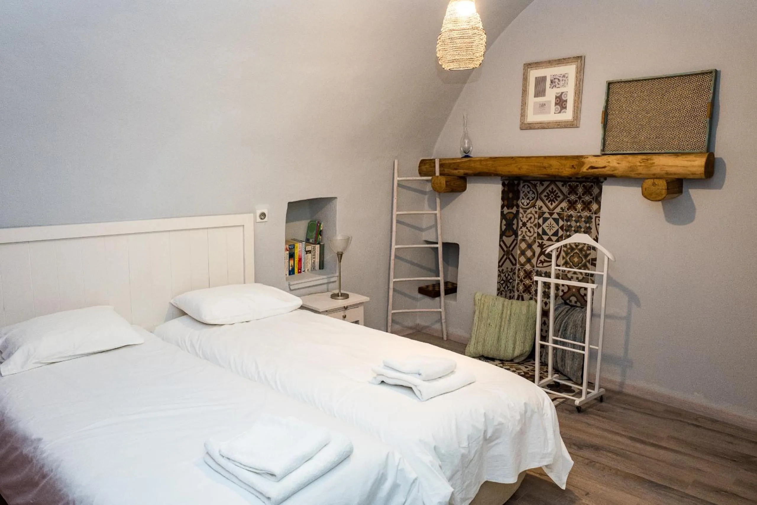 Winter, Bed in Avgonima Chios Spitakia Cottages