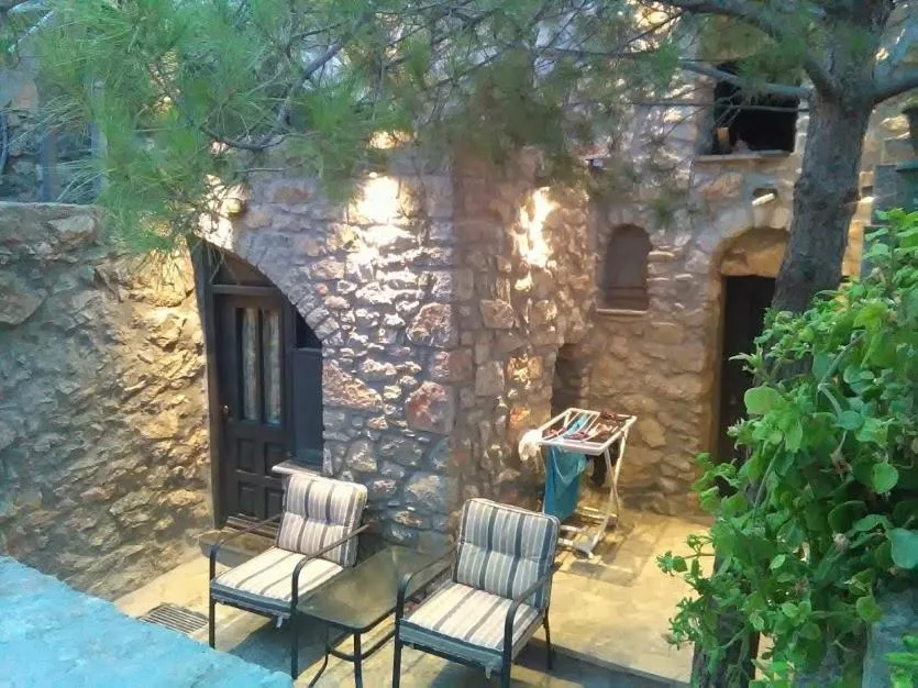 Facade/entrance in Avgonima Chios Spitakia Cottages