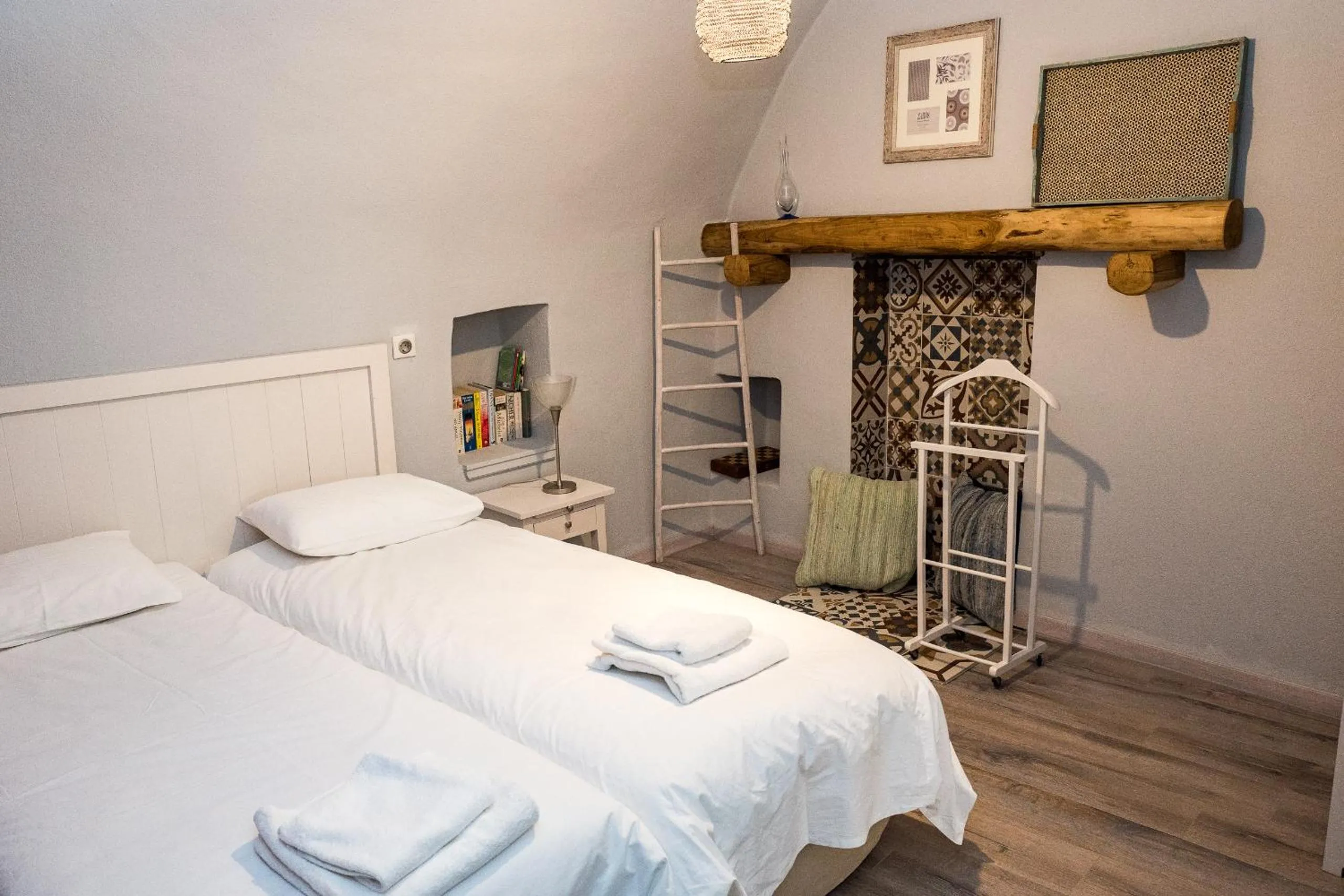 Winter, Bed in Avgonima Chios Spitakia Cottages