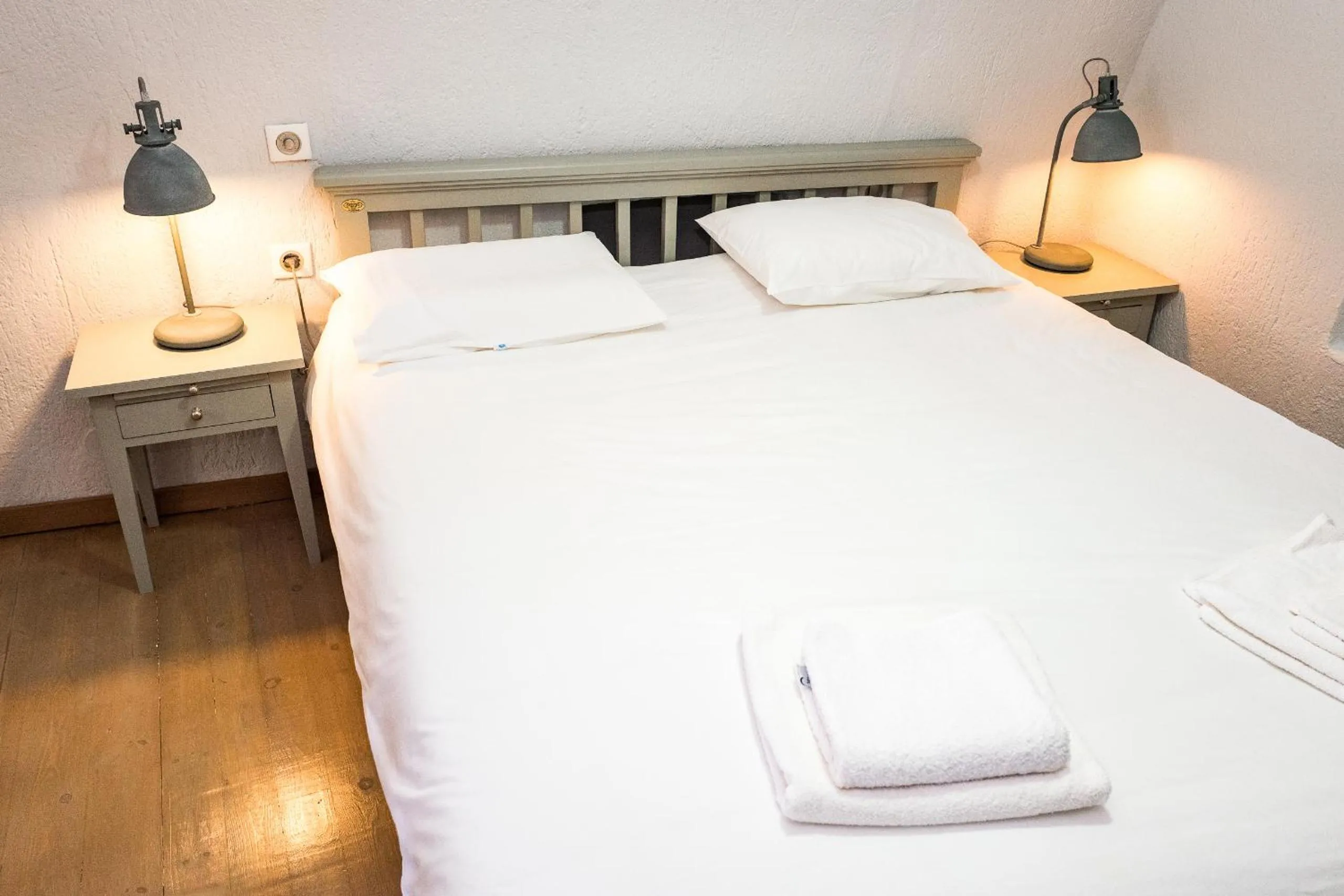 Bed in Avgonima Chios Spitakia Cottages