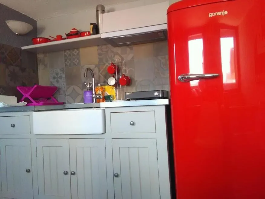 Coffee/tea facilities in Avgonima Chios Spitakia Cottages