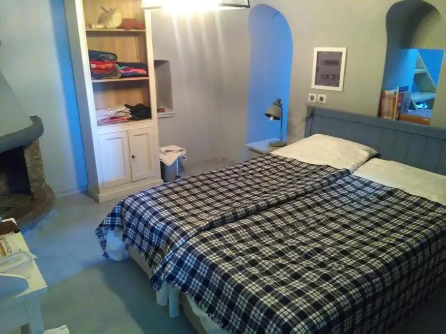 Bed in Avgonima Chios Spitakia Cottages