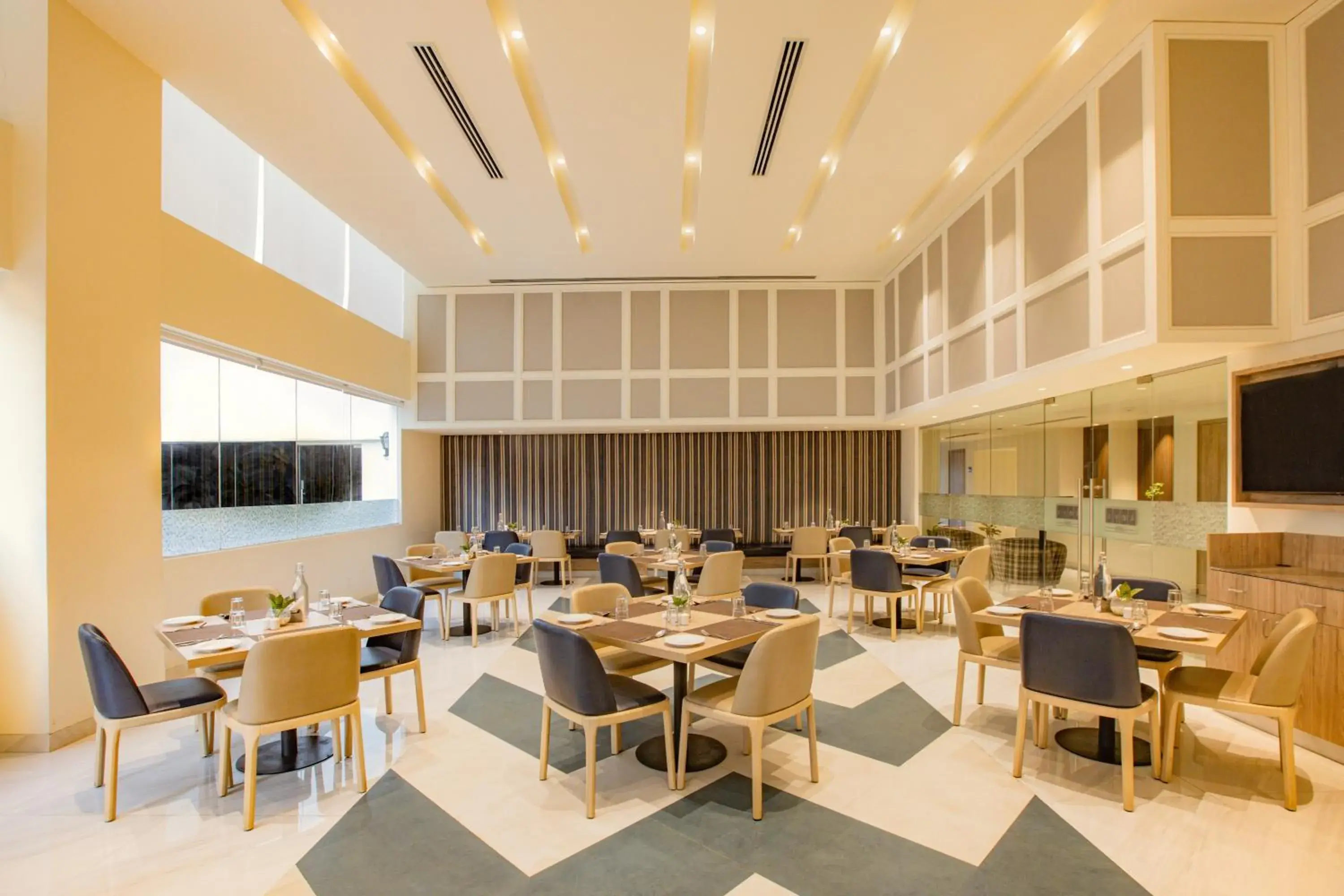 Restaurant/places to eat in Keys Prima by Lemon Tree Hotels, Pimpri, Pune Restaurant/places to eat in Keys Prima by Lemon Tree Hotels, Pimpri, Pune