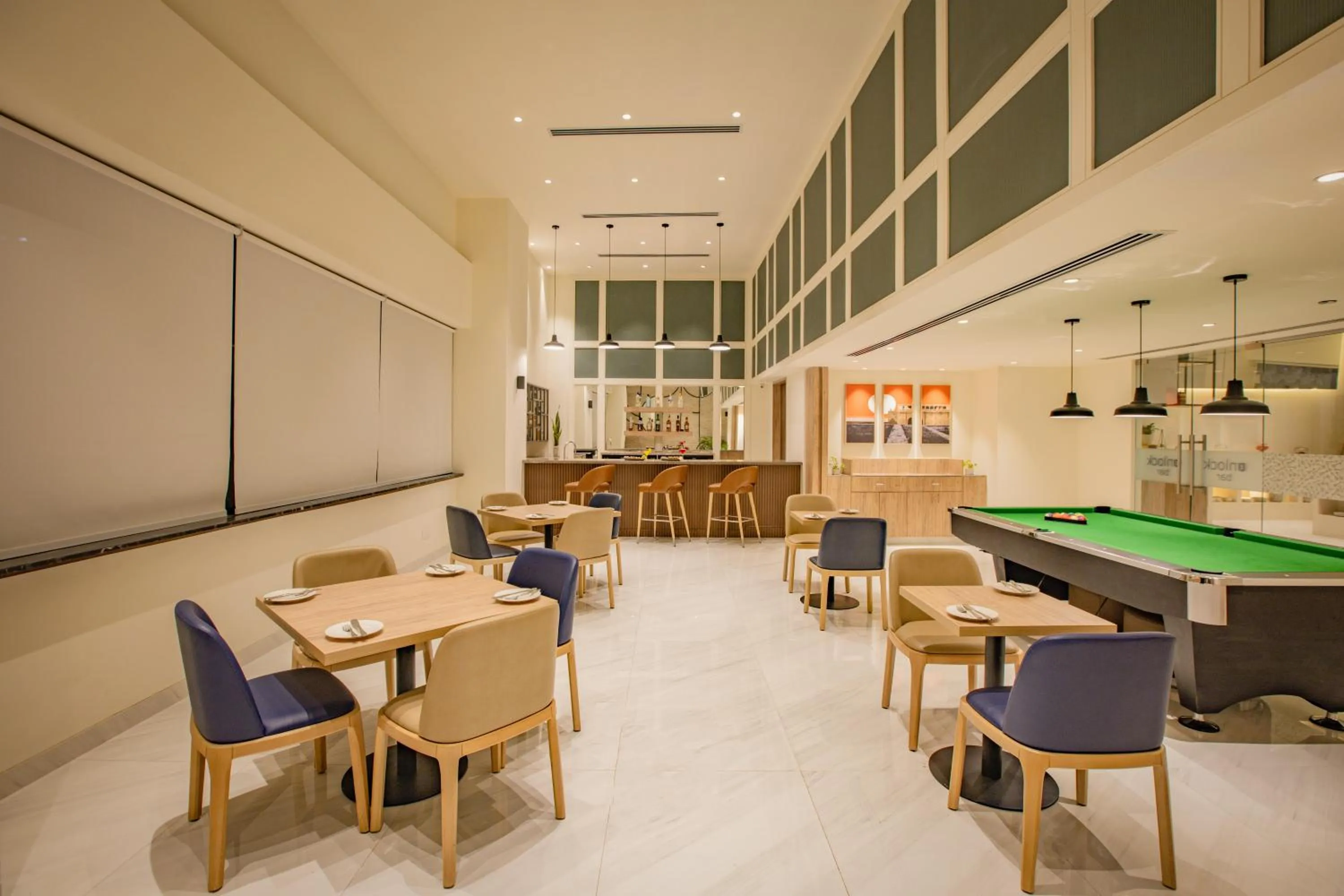 Restaurant/places to eat in Keys Prima by Lemon Tree Hotels, Pimpri, Pune