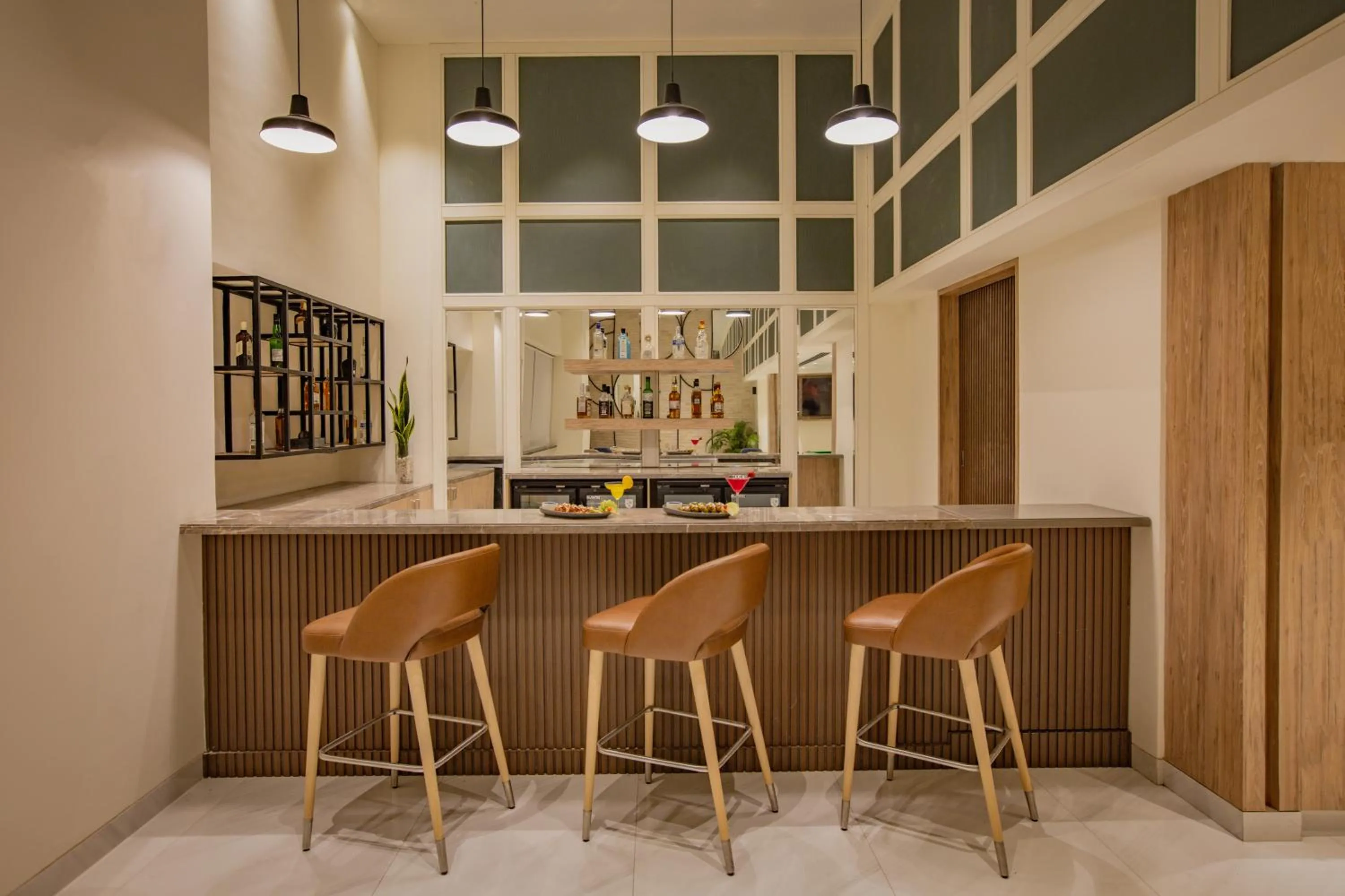 Restaurant/places to eat in Keys Prima by Lemon Tree Hotels, Pimpri, Pune