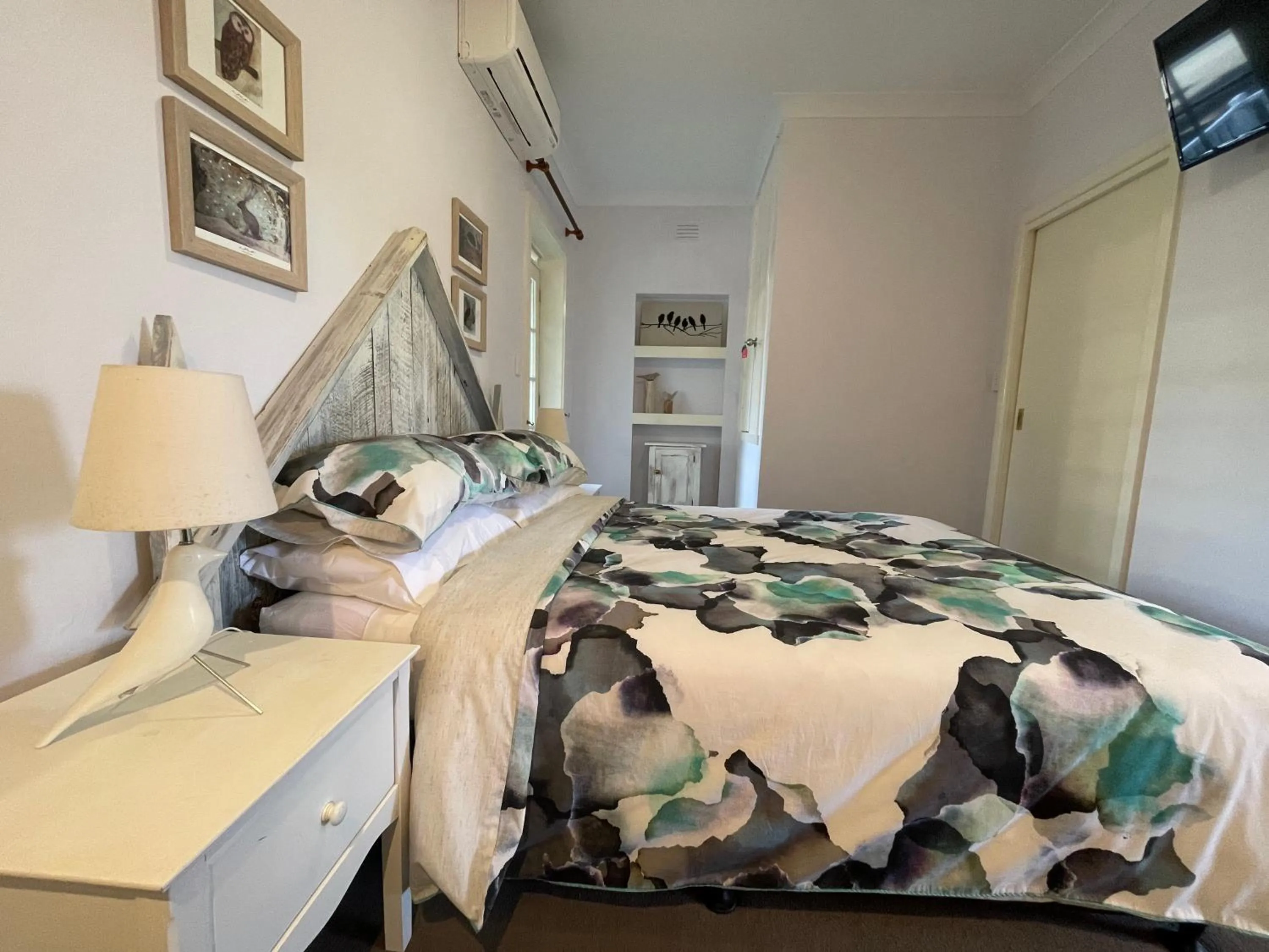 Bed in The Castle - Villa by the Sea