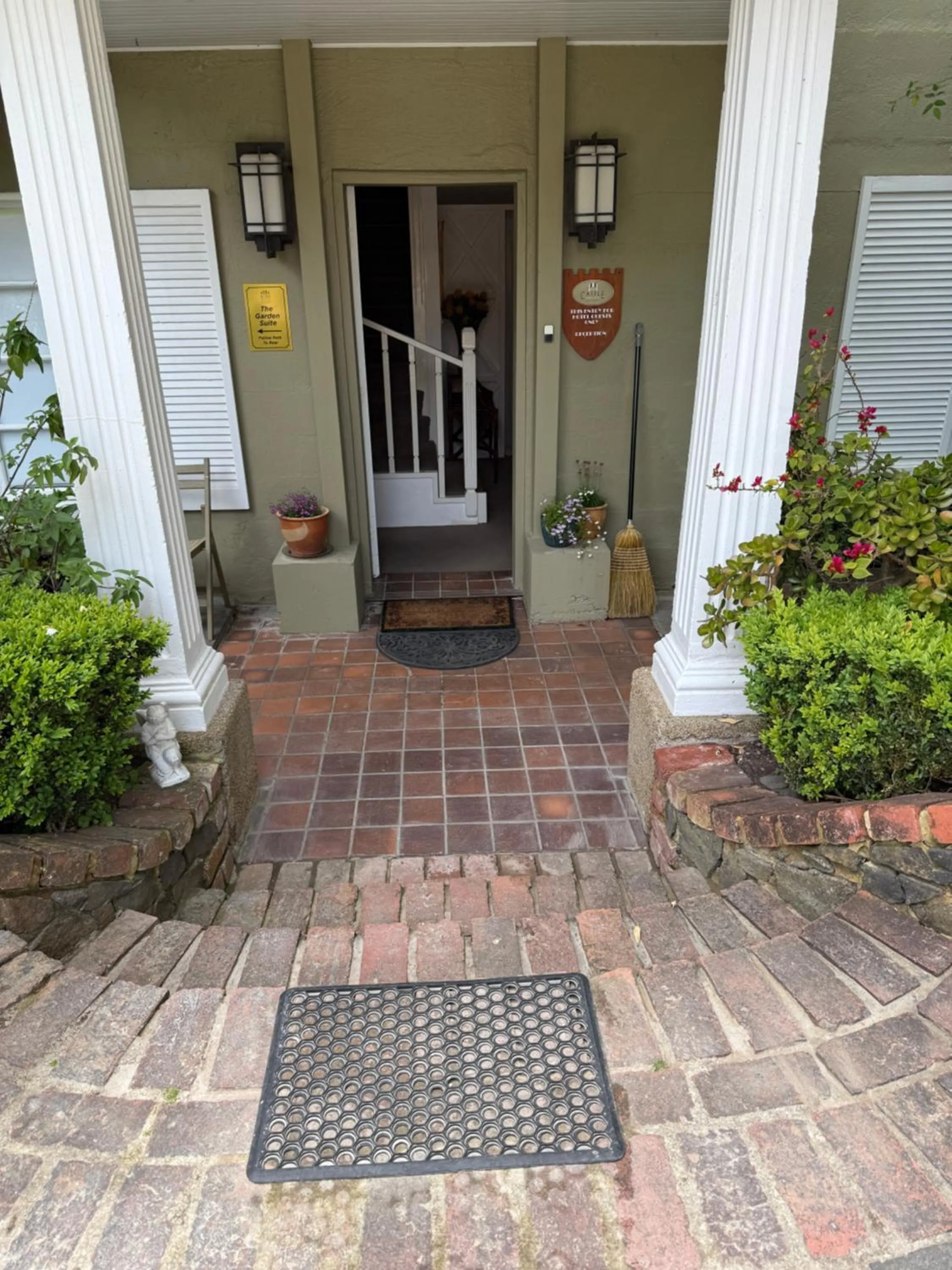 Facade/entrance in The Castle - Villa by the Sea