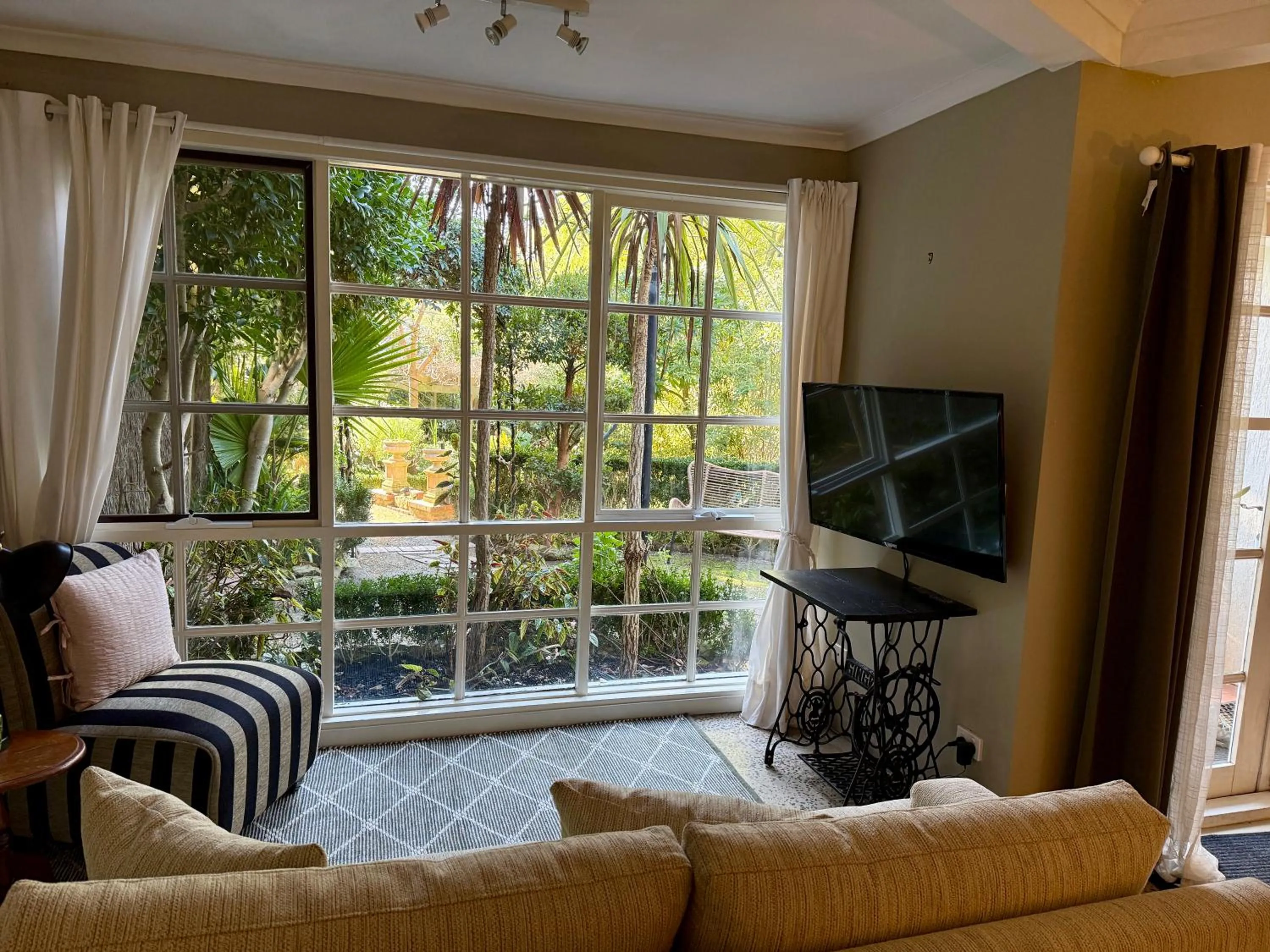 The Castle - Villa by the Sea