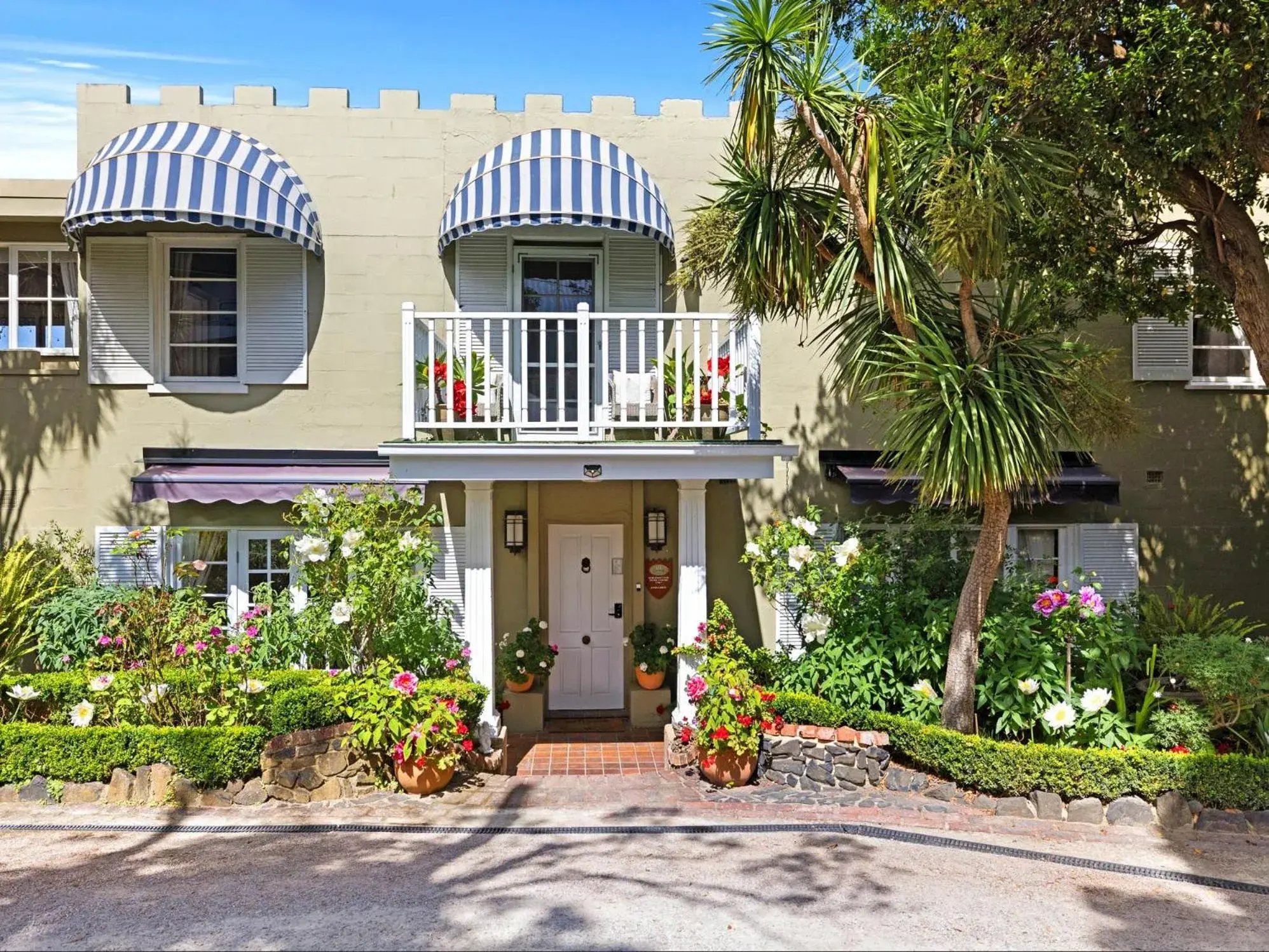 Property building in The Castle - Villa by the Sea Property building in The Castle - Villa by the Sea