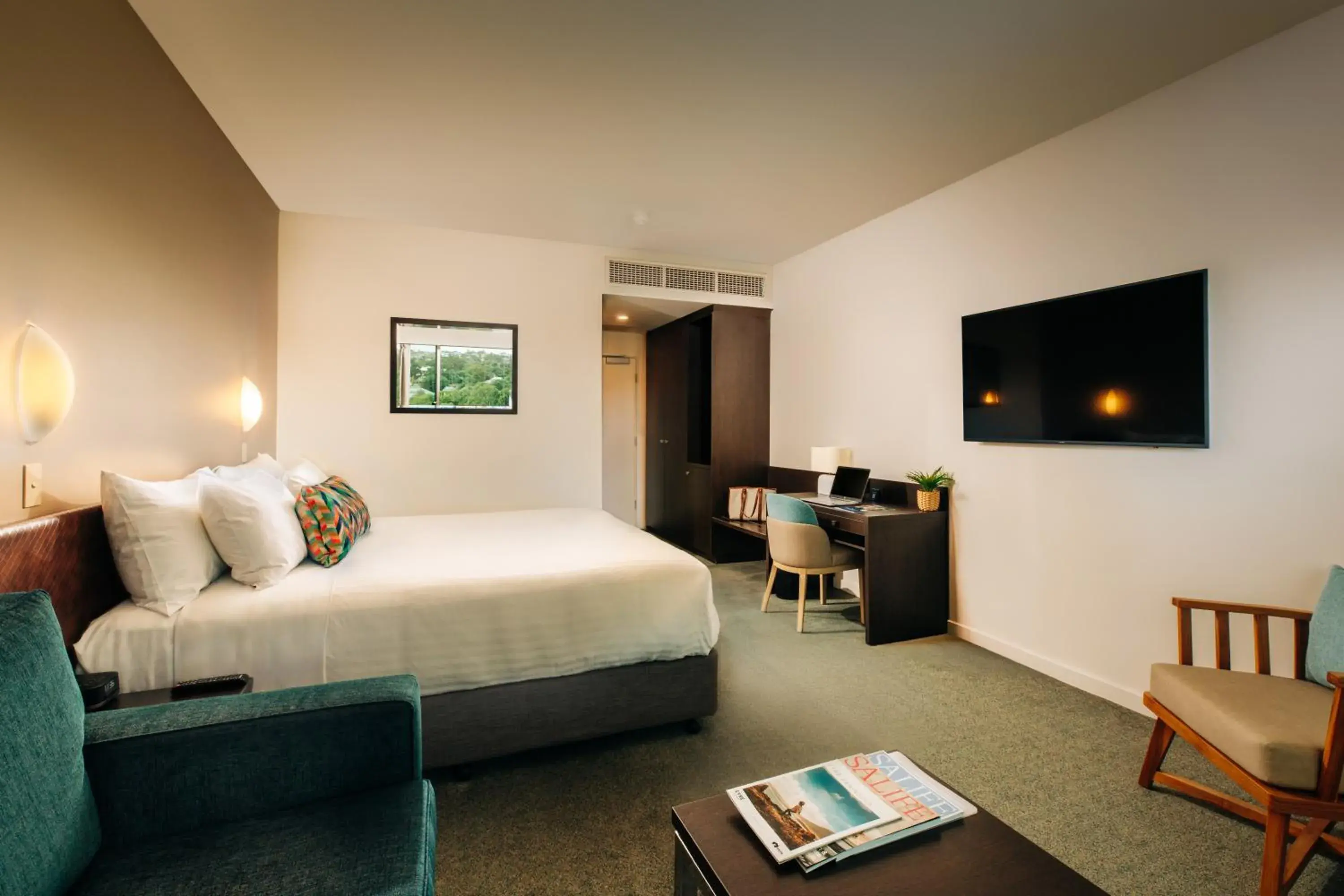 Standard Double or Twin Room with Balcony in Port Lincoln Hotel Standard Double or Twin Room with Balcony in Port Lincoln Hotel