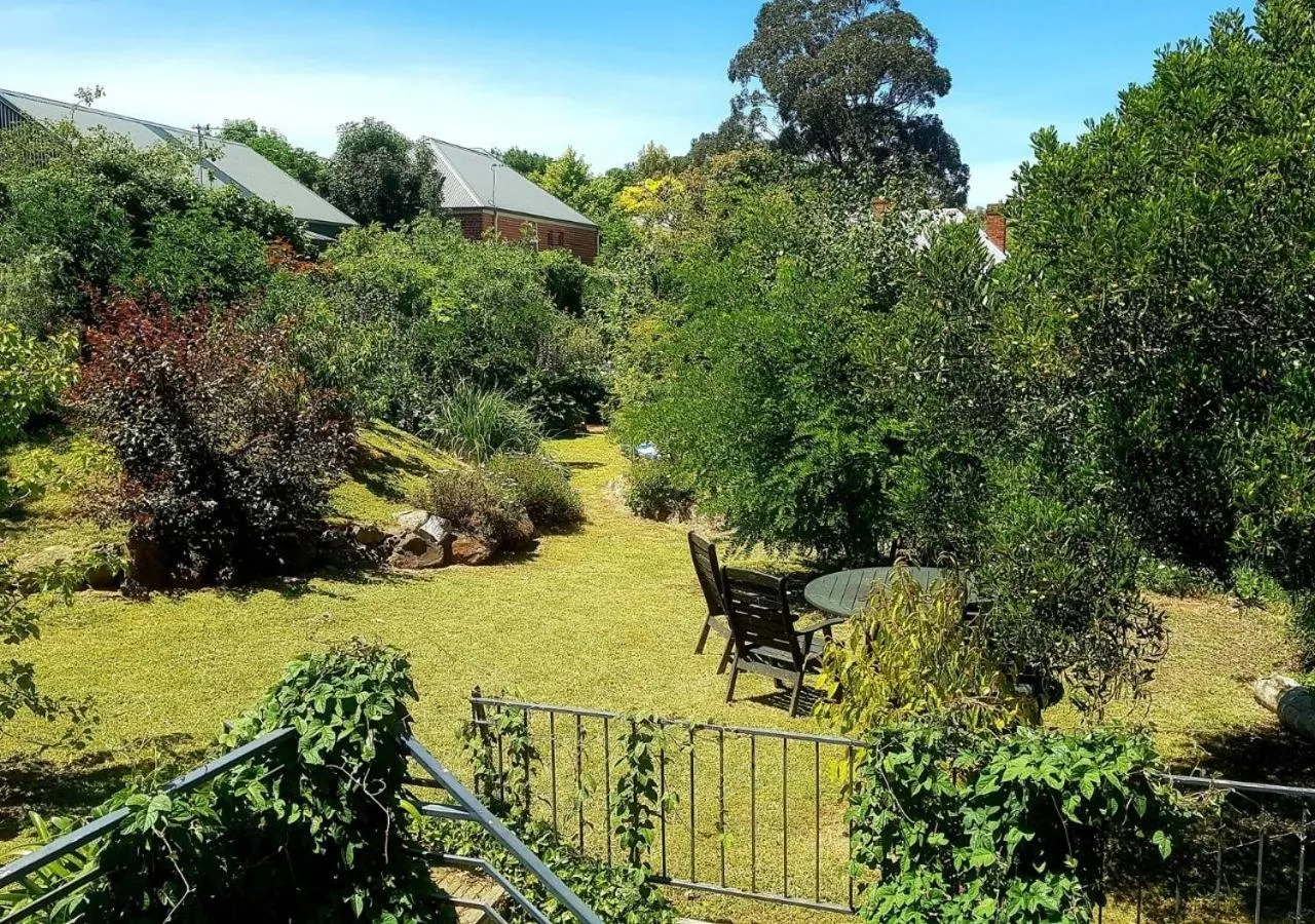 Garden in Red Brier Cottage Accommodation