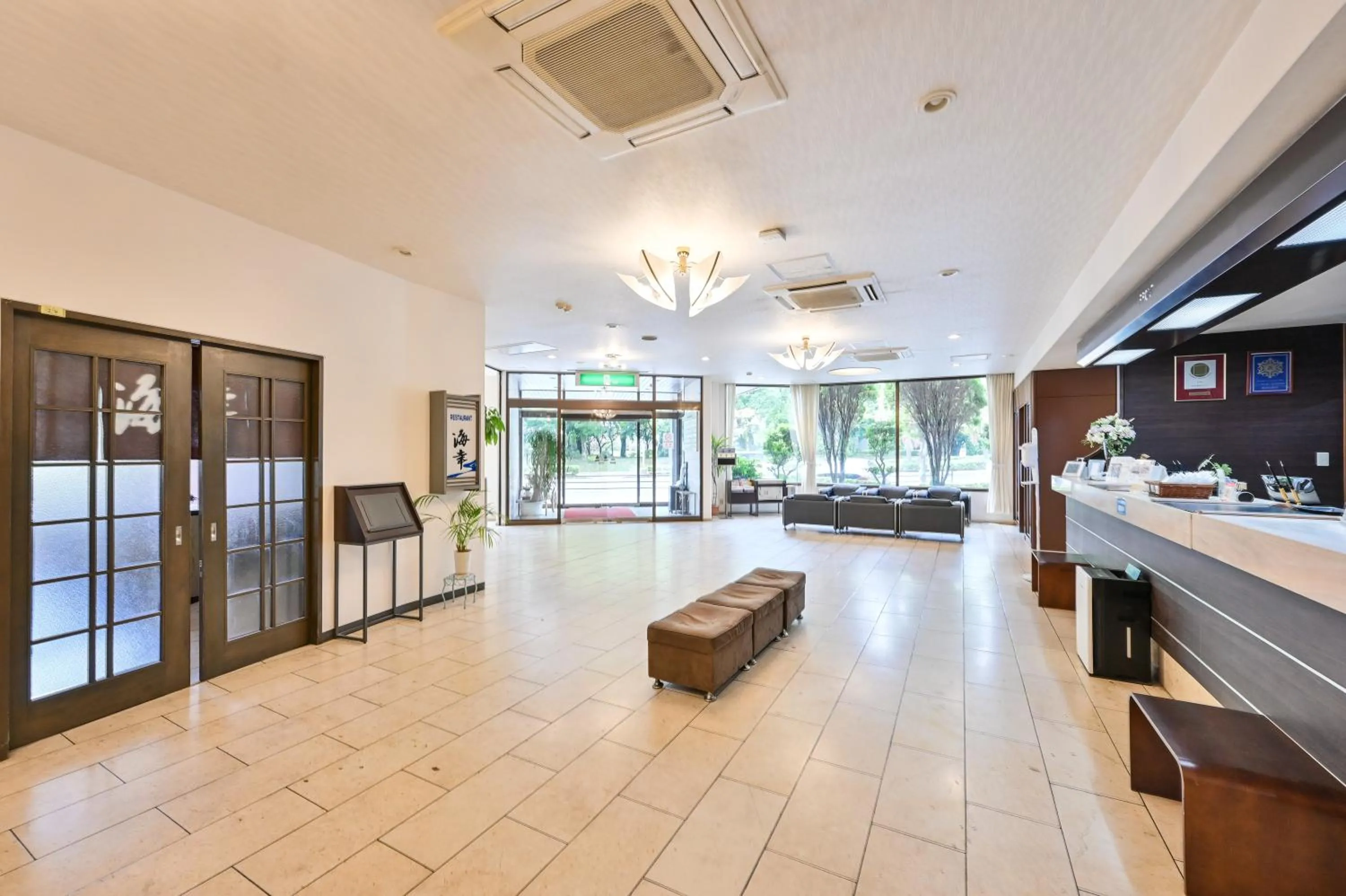 Lobby or reception in Kagoshima Daiichi Hotel Kamoike