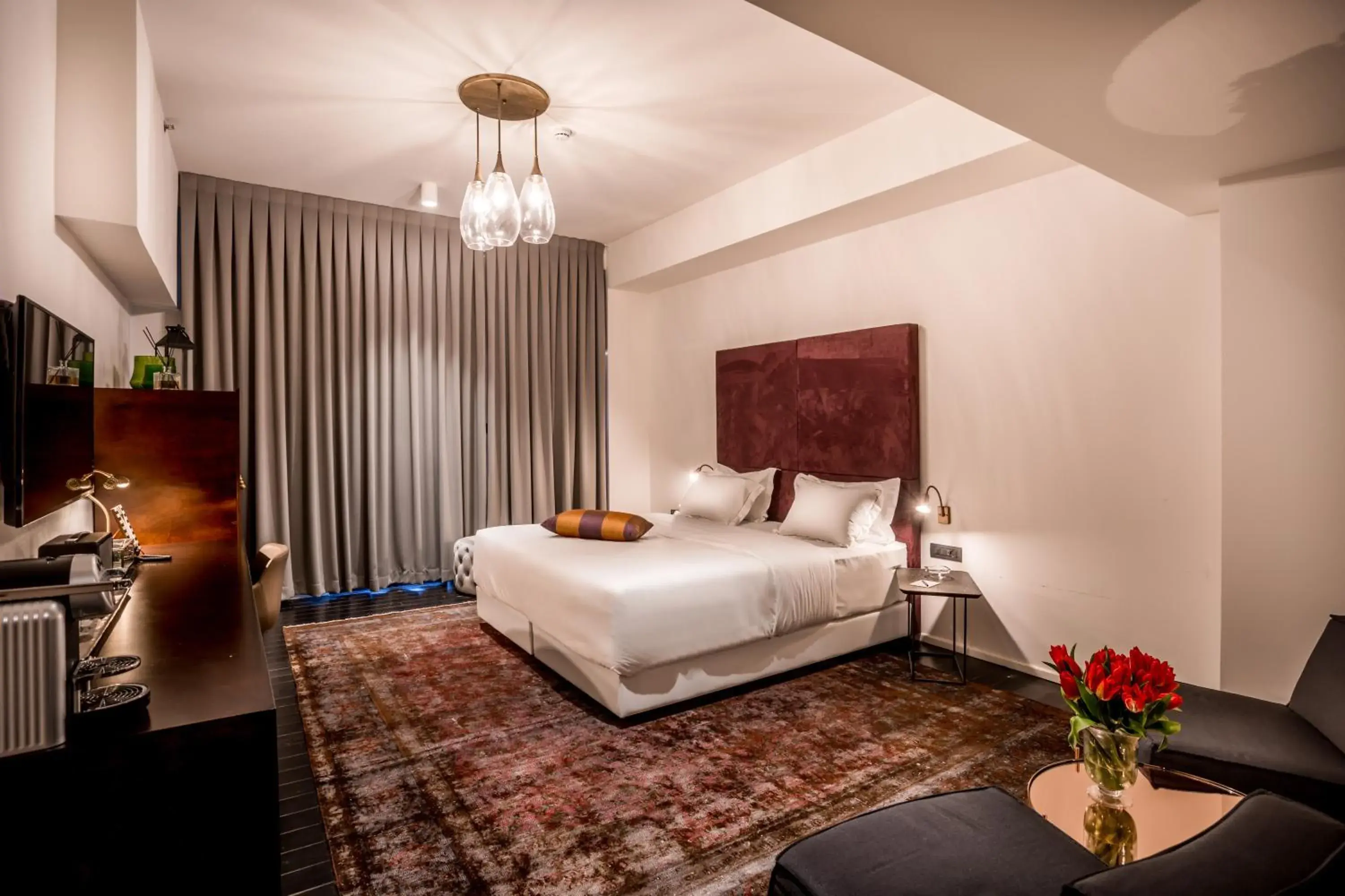 Large Double Room - single occupancy in Lear Sense Hotel Large Double Room - single occupancy in Lear Sense Hotel