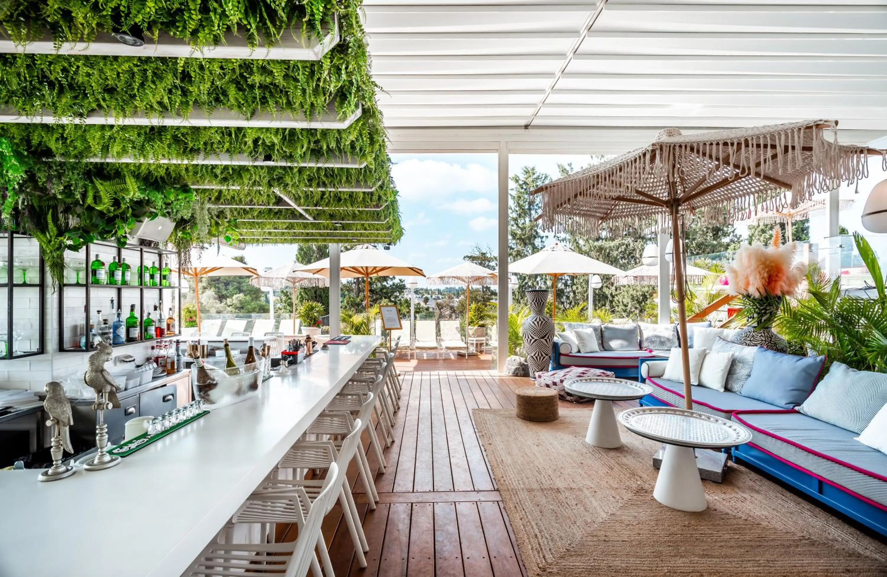 Lounge or bar in Lear Sense Hotel