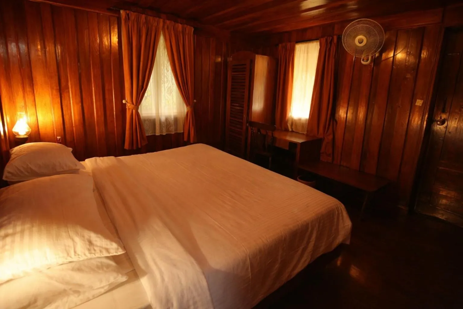 Bedroom, Bed in Saj Vagamon Hideout