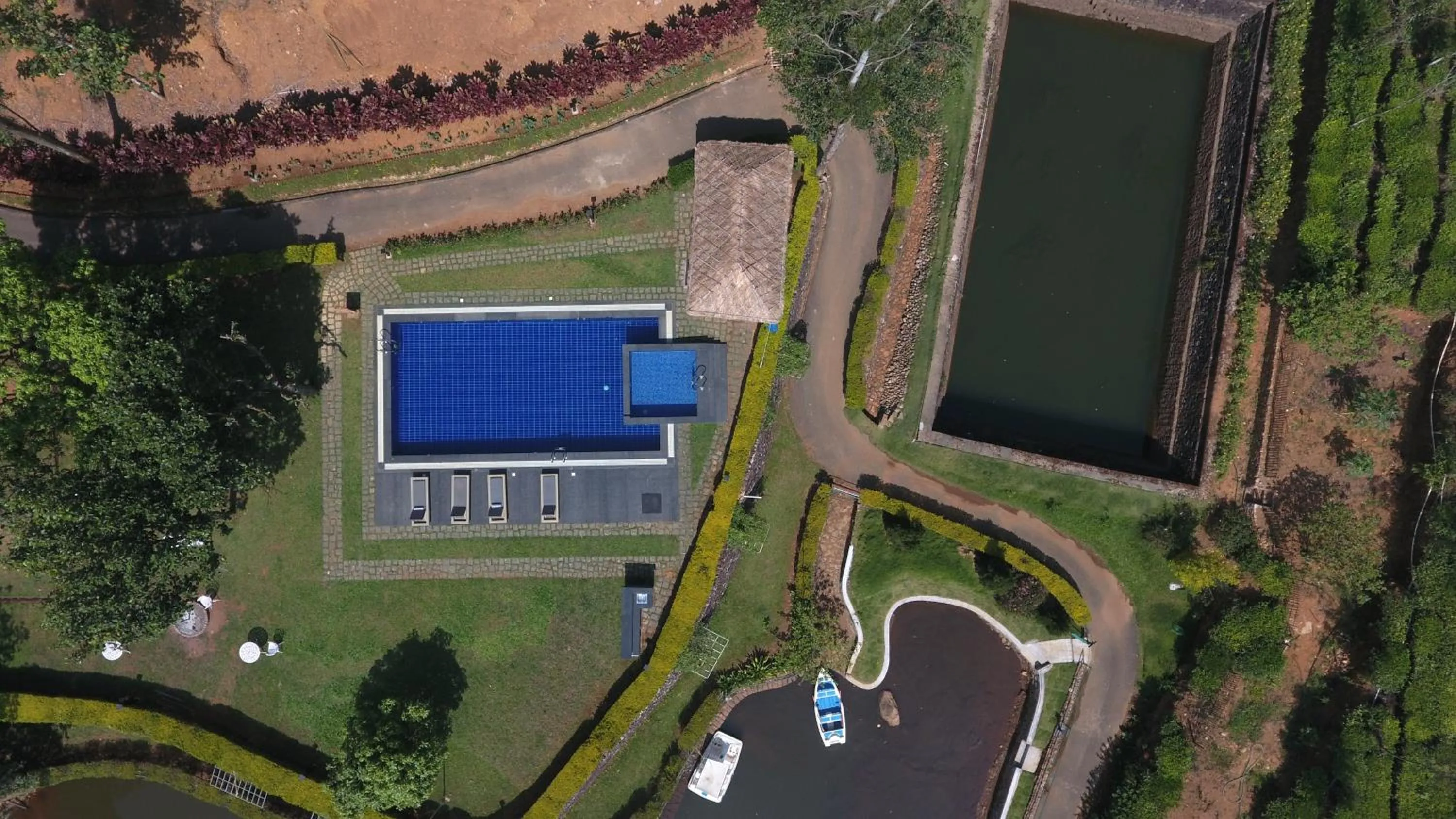 Lake view in Saj Vagamon Hideout