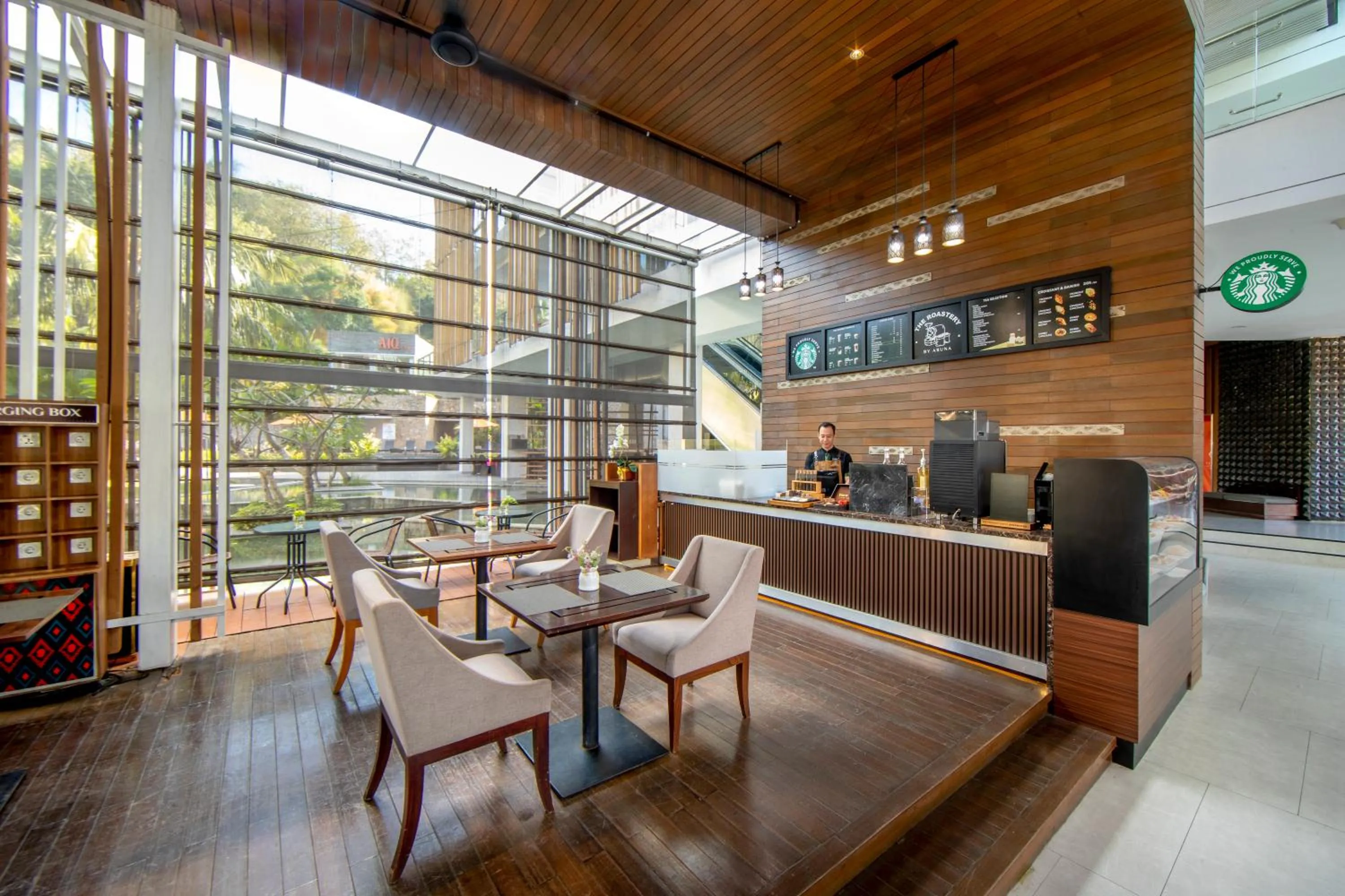 Lounge or bar in Aruna Senggigi Resort & Convention