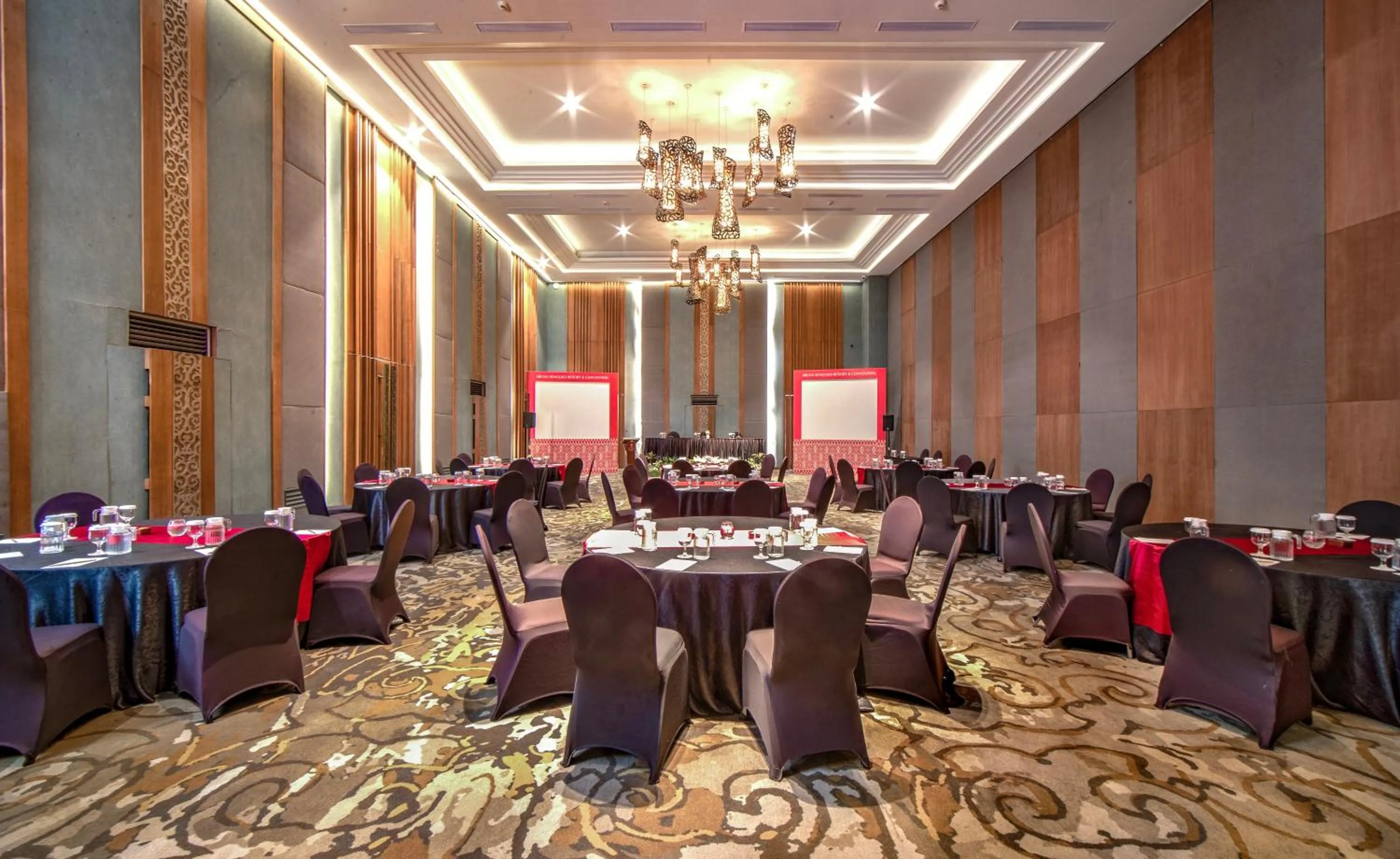 Meeting/conference room in Aruna Senggigi Resort & Convention